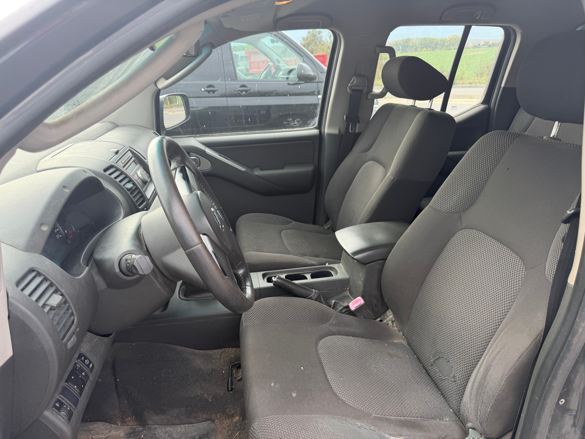 NISSAN Navara Double Cab LE 2.5 dCi 4WD-image-7
