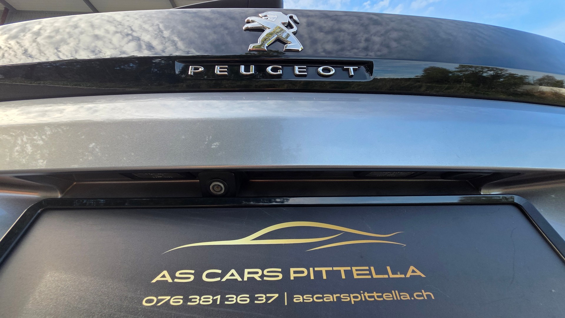 PEUGEOT 3008 1.5 BlueHDi Allure Automat-image-27