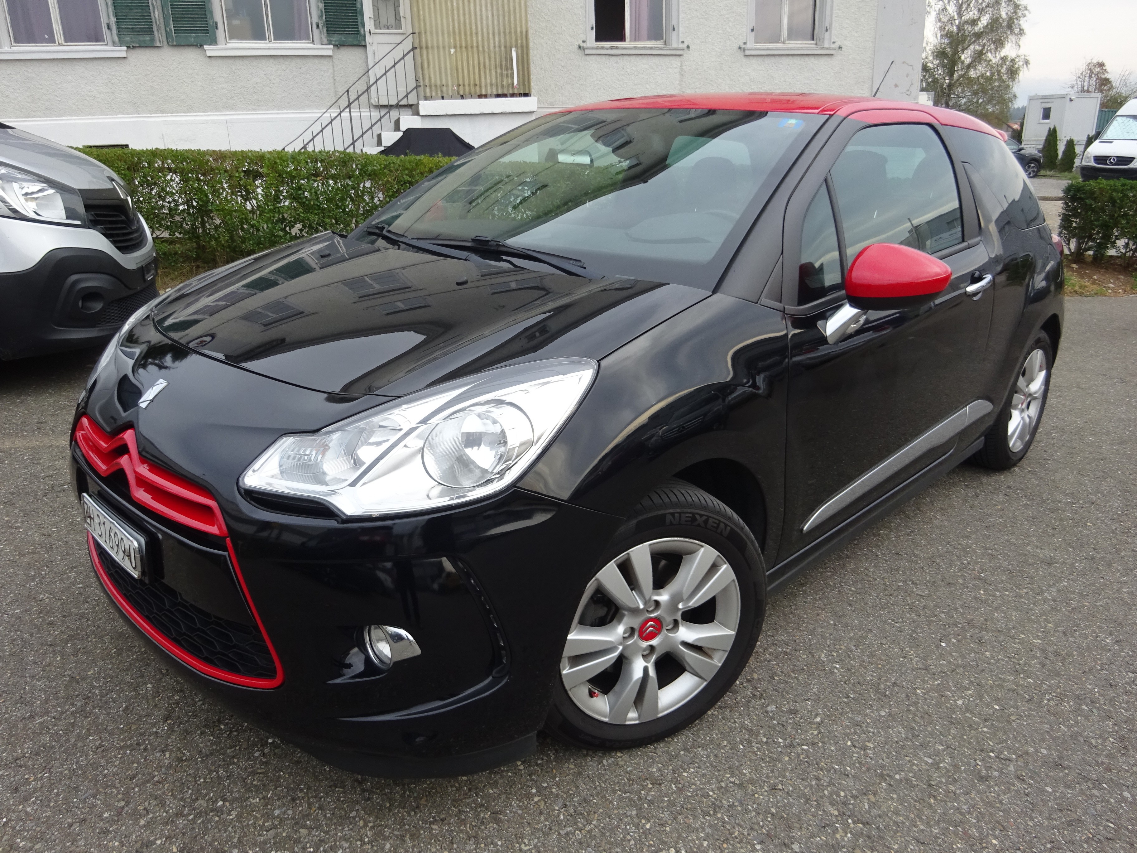 Car photo