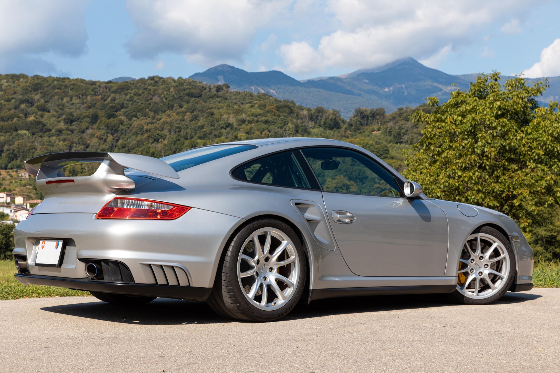 PORSCHE 911 GT2-image-6