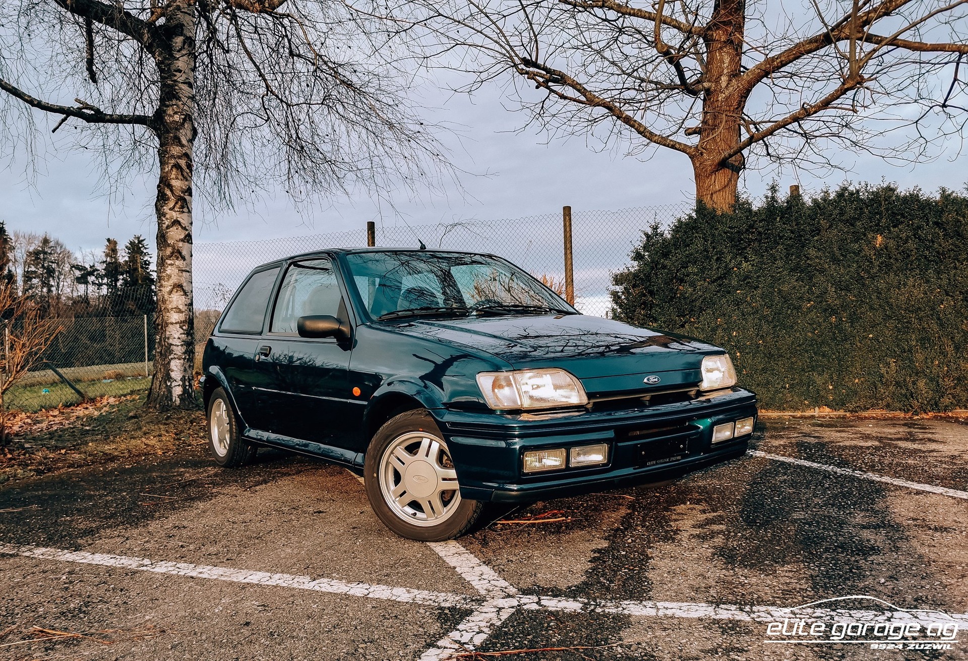 FORD Fiesta 1.8i 16V XR2i-image-1