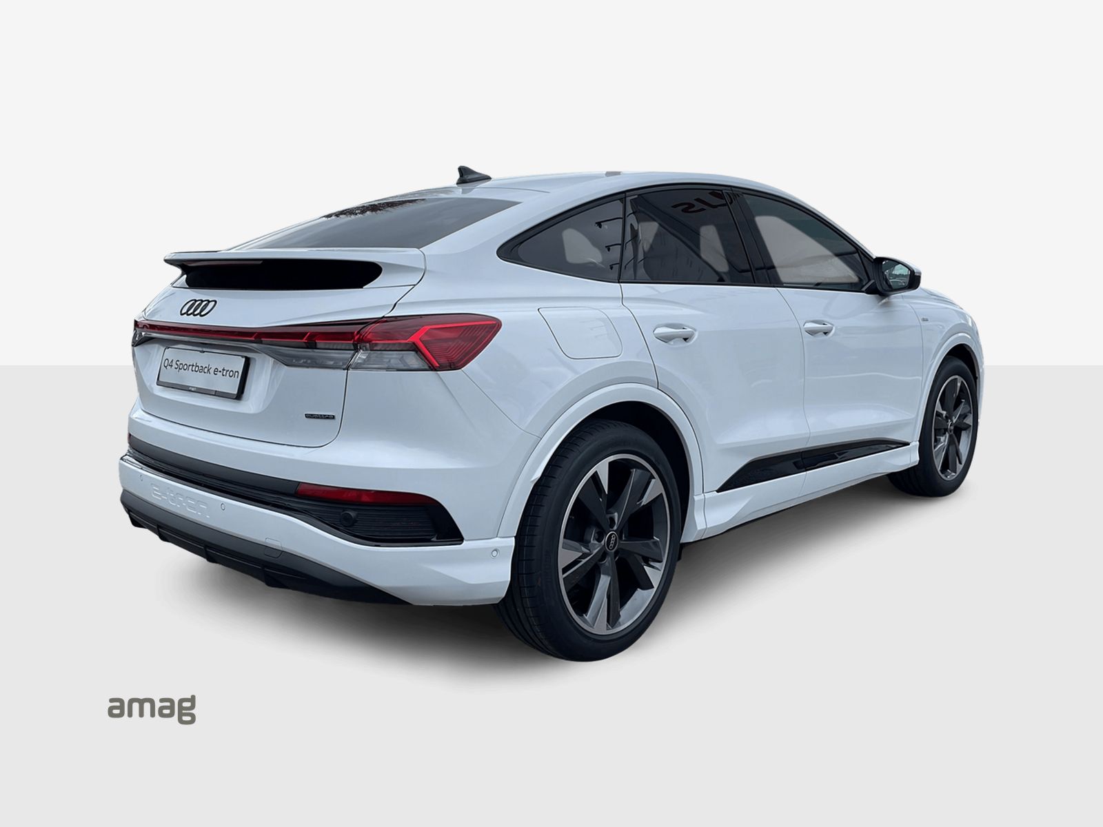 AUDI Q4 Sportback e-tron 50 quattro-image-3