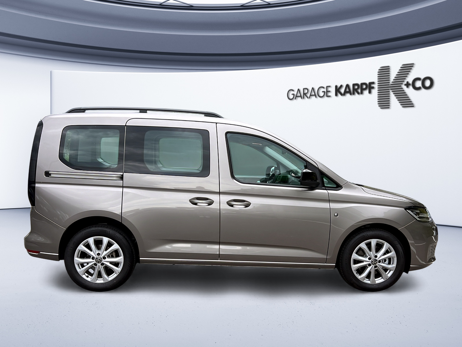 VW Caddy 1.5 TSI Life DSG-image-5