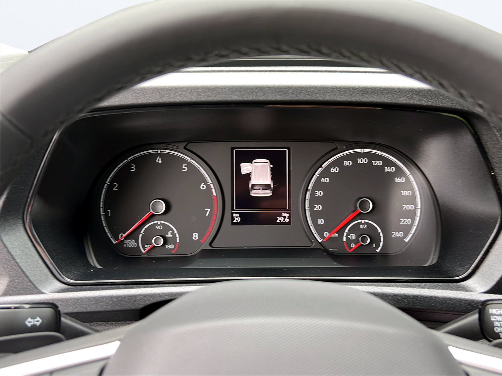 VW Caddy 1.5 TSI Life DSG-image-12
