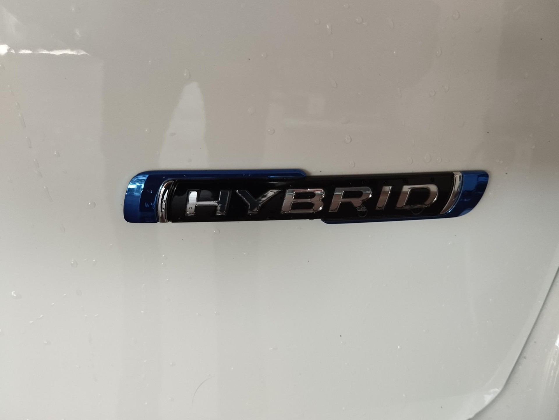 SUZUKI Vitara 1.5 Hybrid Piz Sulai Top 4x4 AGS-image-6