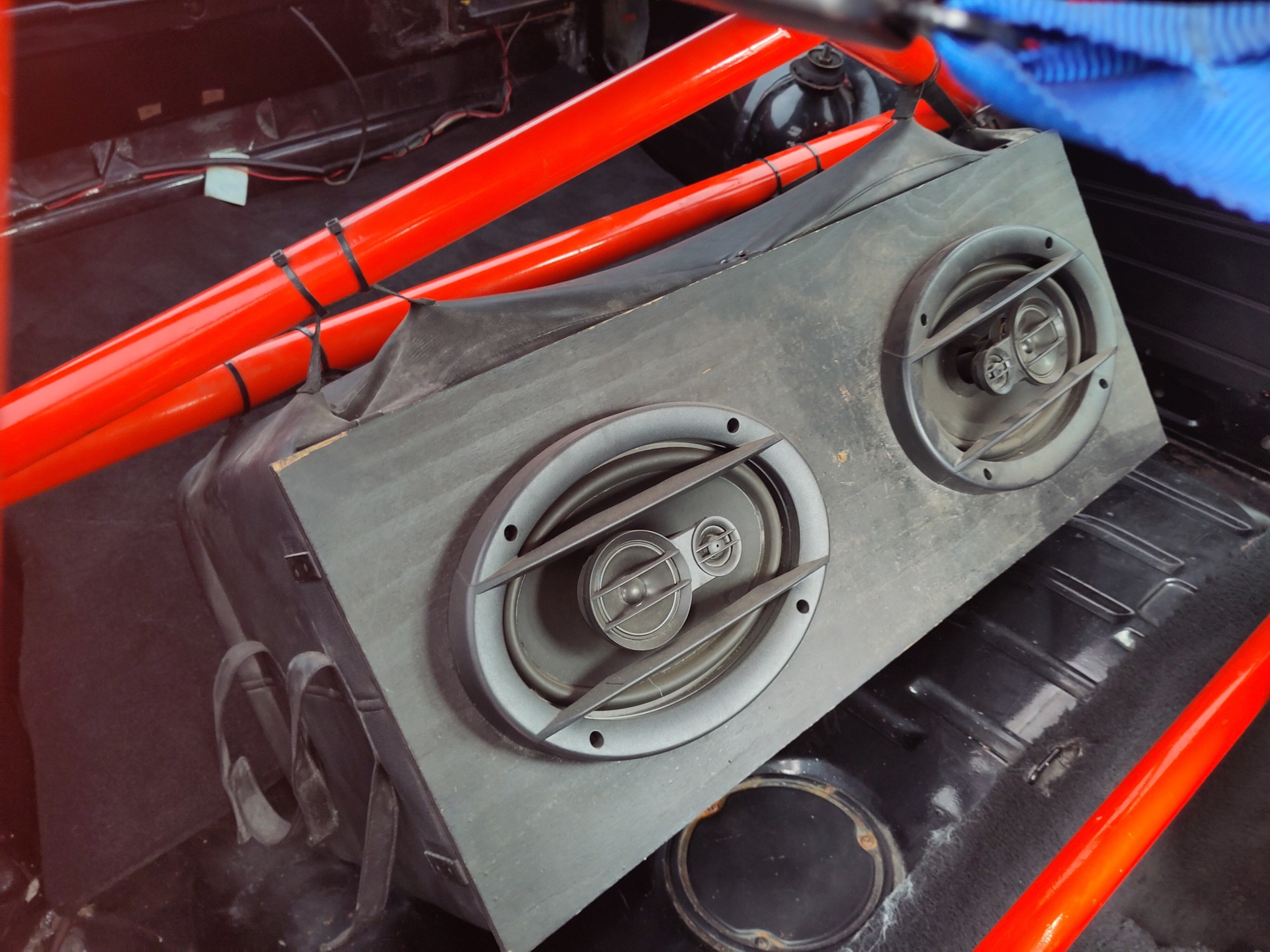 VW Golf 1800 GTI-image-8