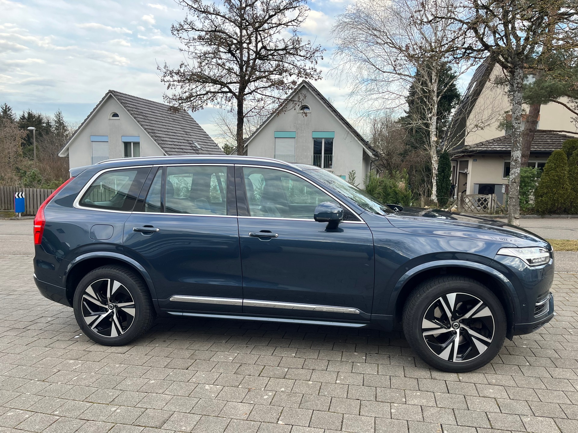 VOLVO XC90 T8 AWD Inscription Geartronic-image-5