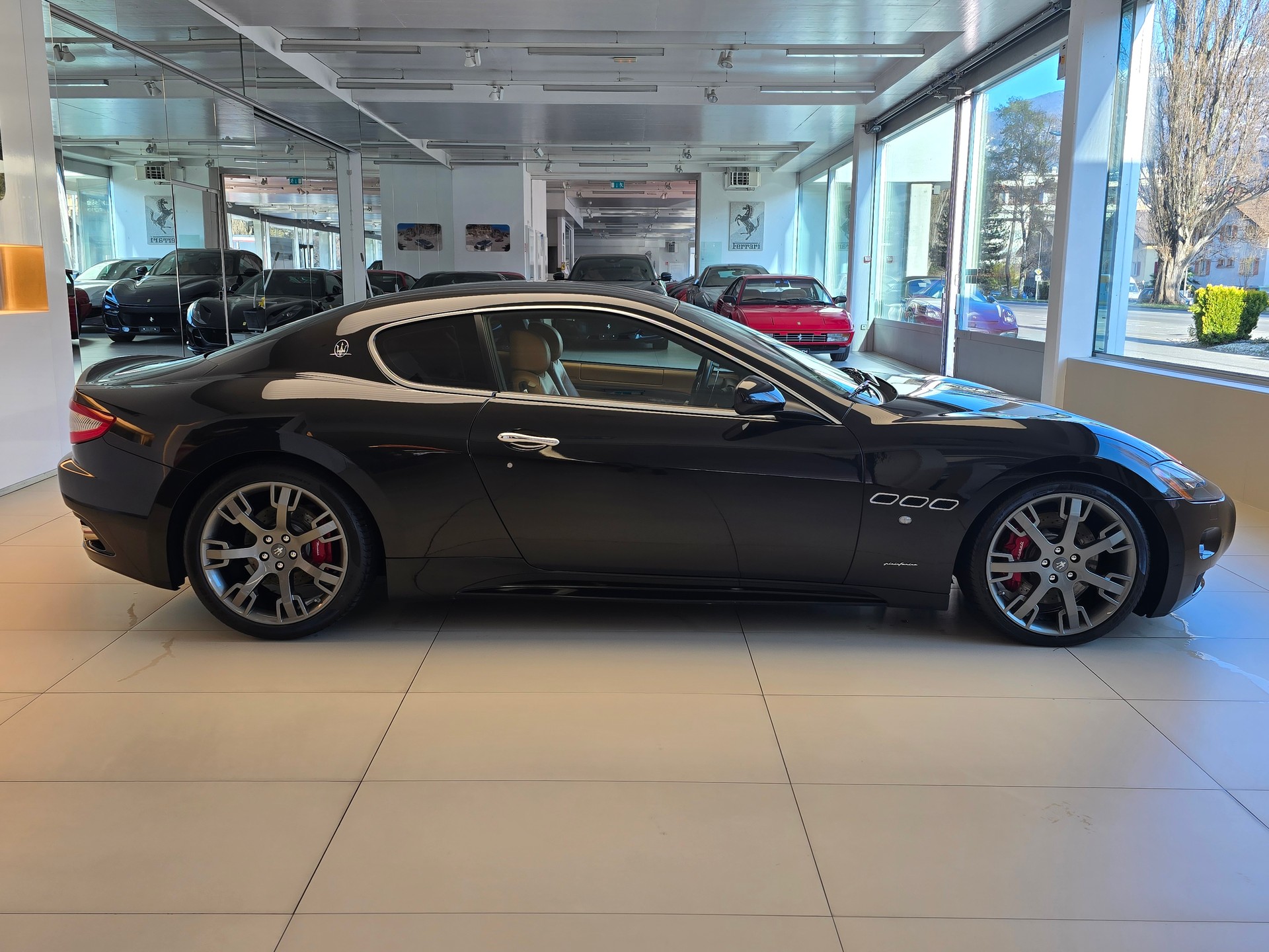 MASERATI GranTurismo S Cambiocorsa-image-3