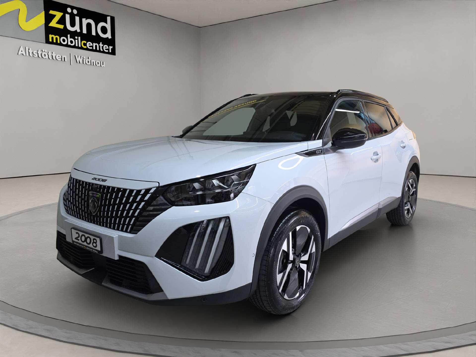 PEUGEOT 2008 1.2 PureTech 130 GT-image-0