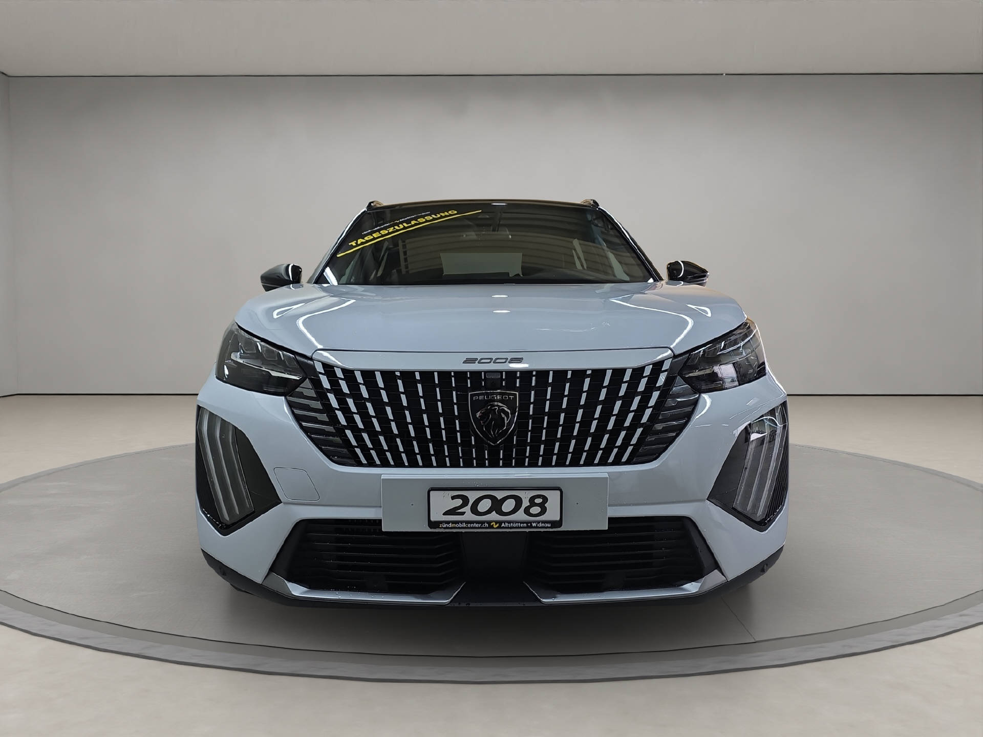 PEUGEOT 2008 1.2 PureTech 130 GT-image-4