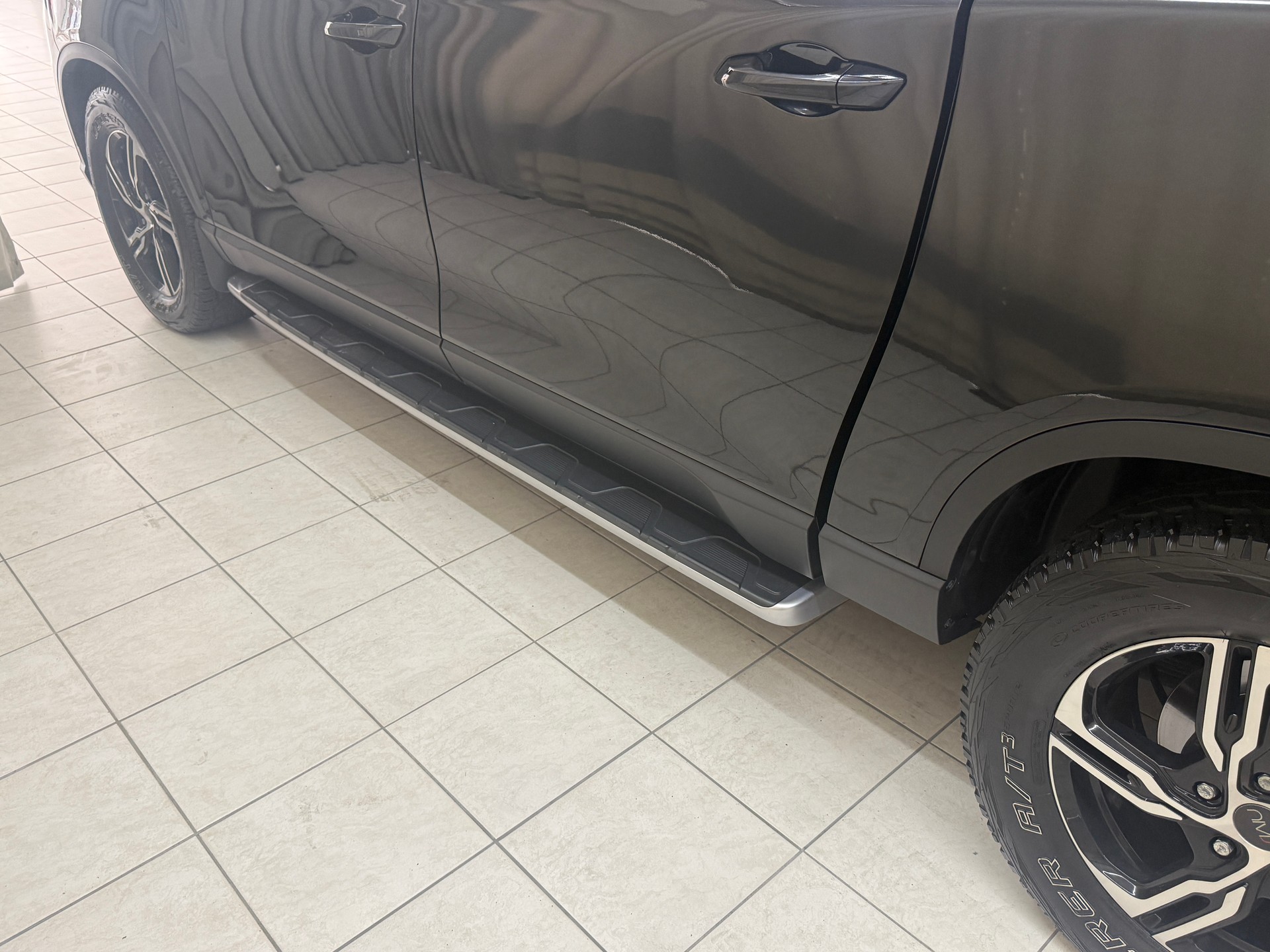 KGM-SsangYong Grand Musso 2.2 Sapphire 4WD A-image-14