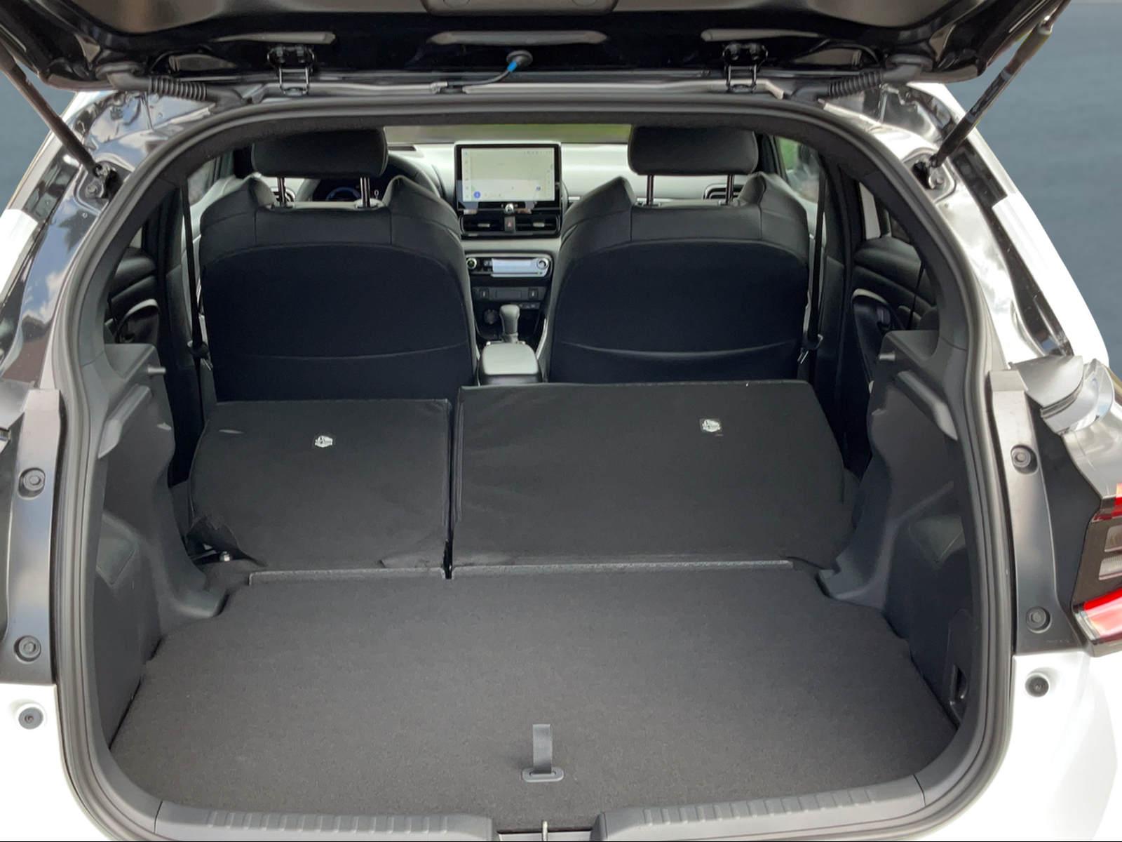 TOYOTA Yaris 1.5 VVT-i HSD Premium-image-15