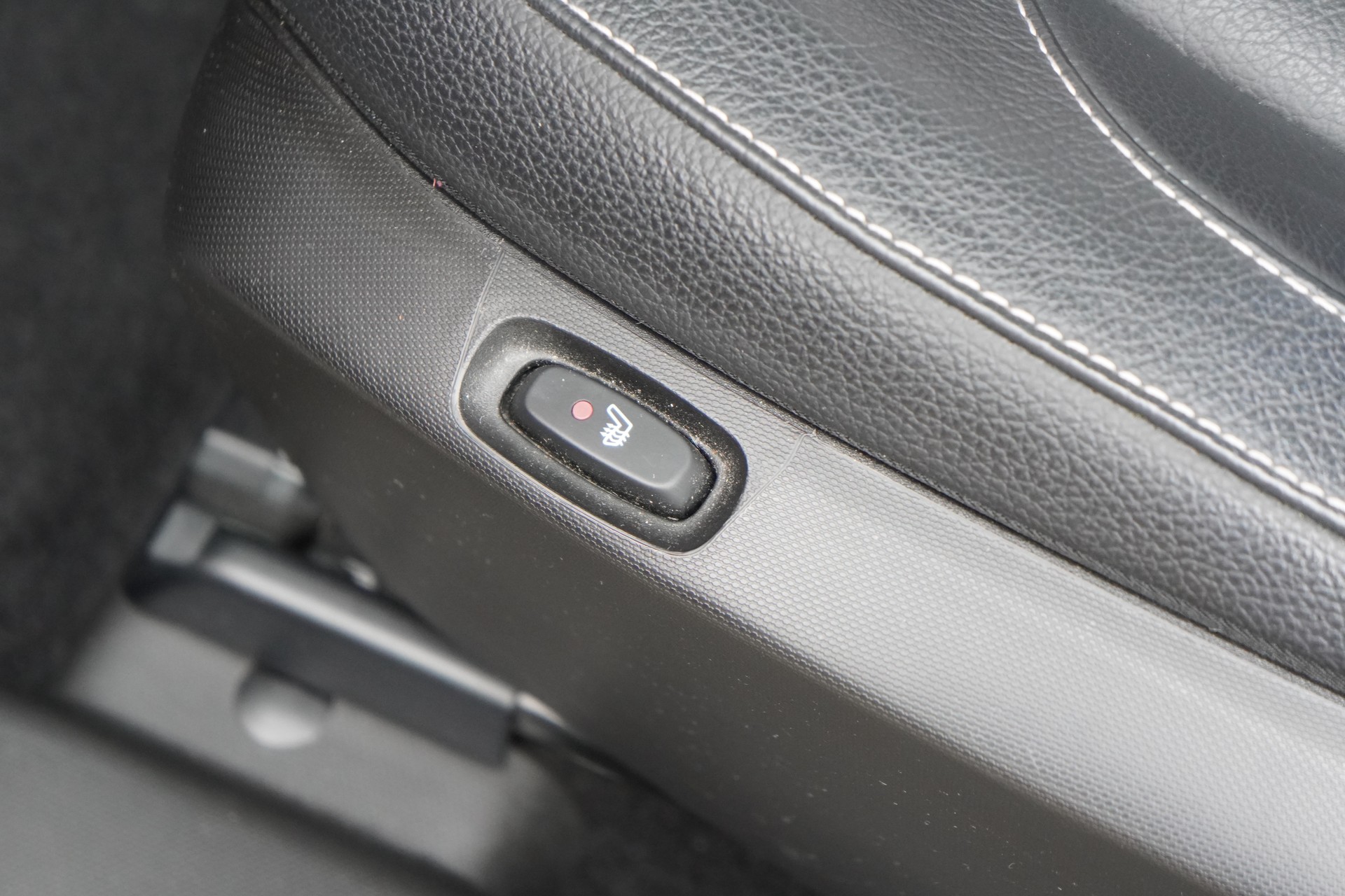 SMART fortwo EQ PRIME-image-14