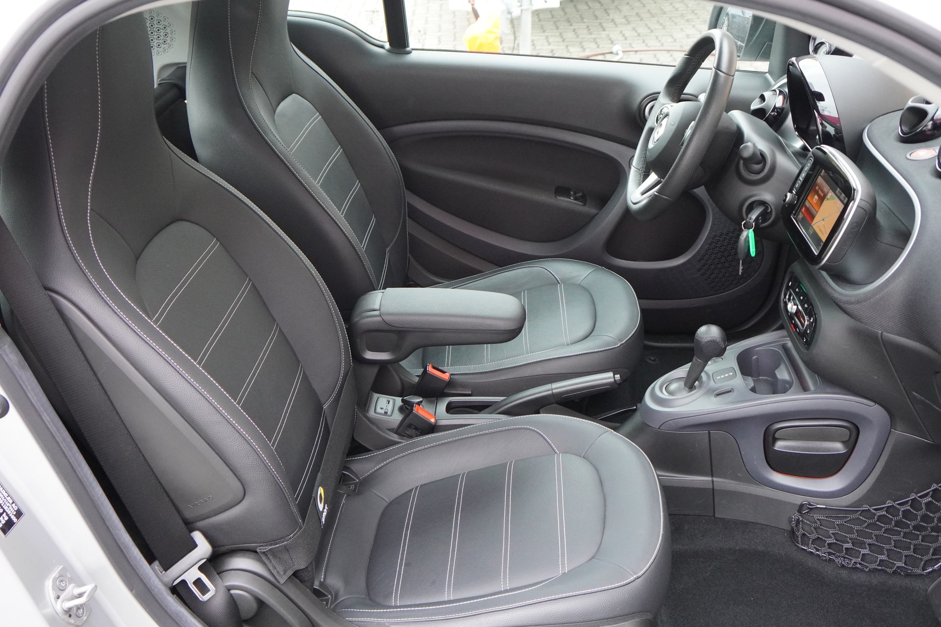 SMART fortwo EQ PRIME-image-15