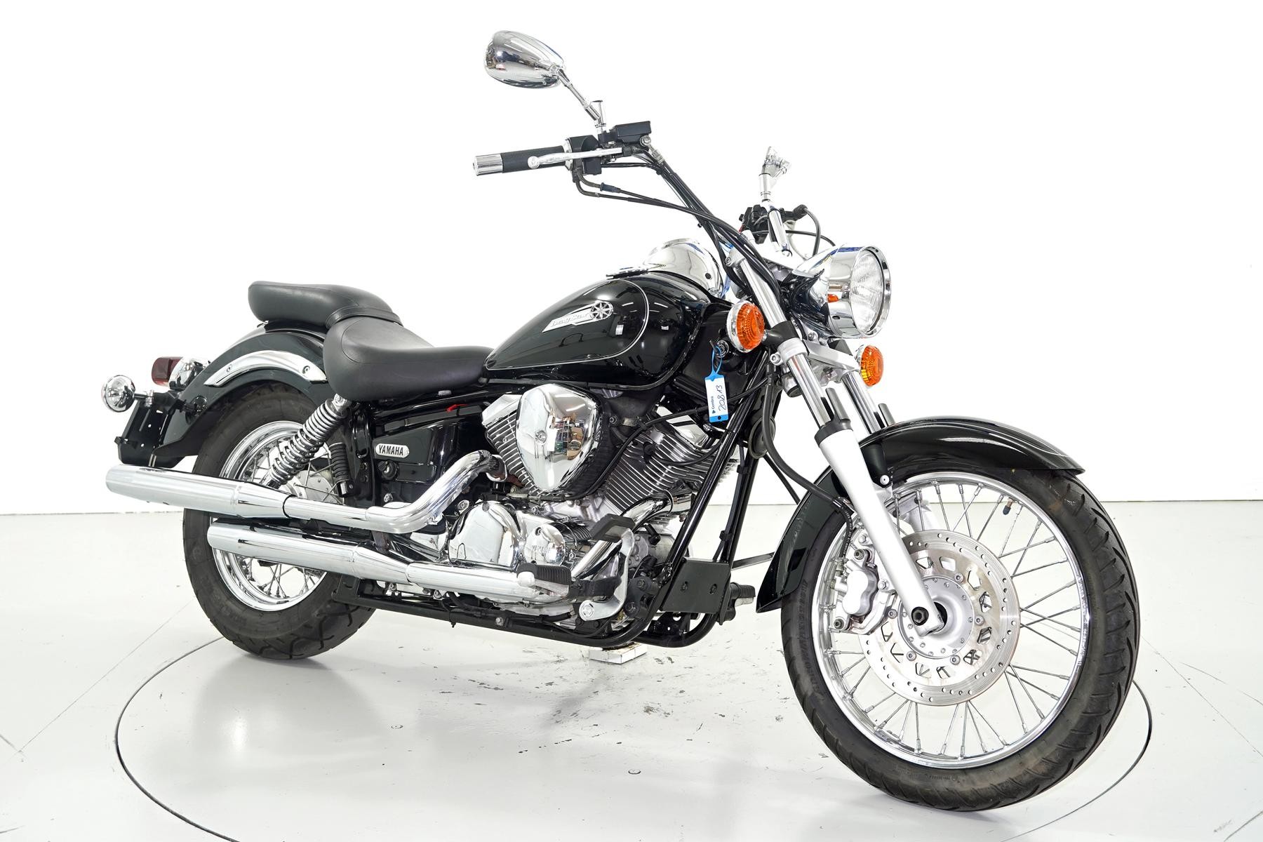 YAMAHA XVS 125-showroom-element-1
