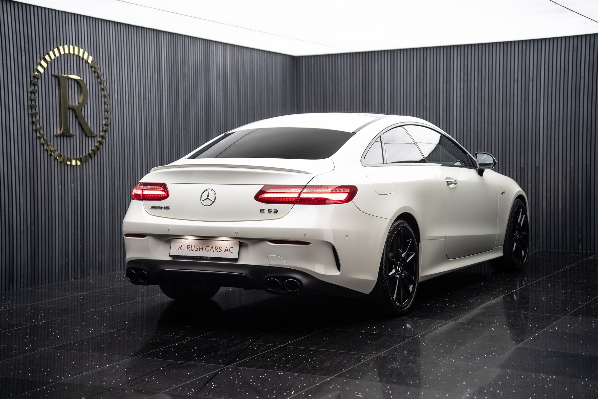 MERCEDES-BENZ E 53 Coupé AMG 4Matic+ 9G-Speedshift TCT-image-3