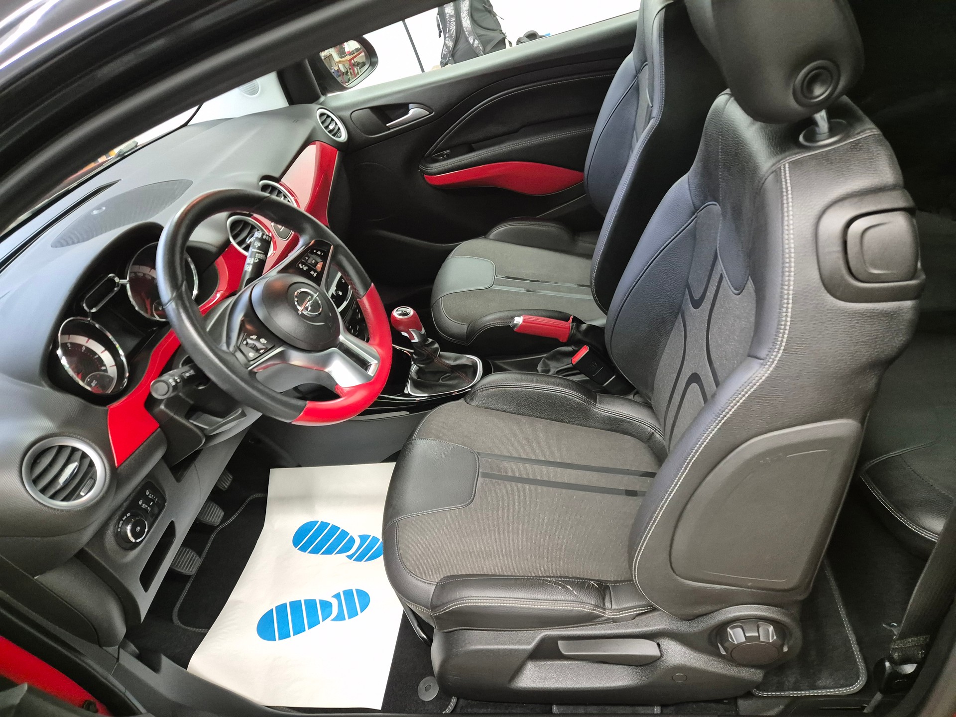 OPEL Adam 1.0 ecoFLEX Turbo ROCKS-image-14