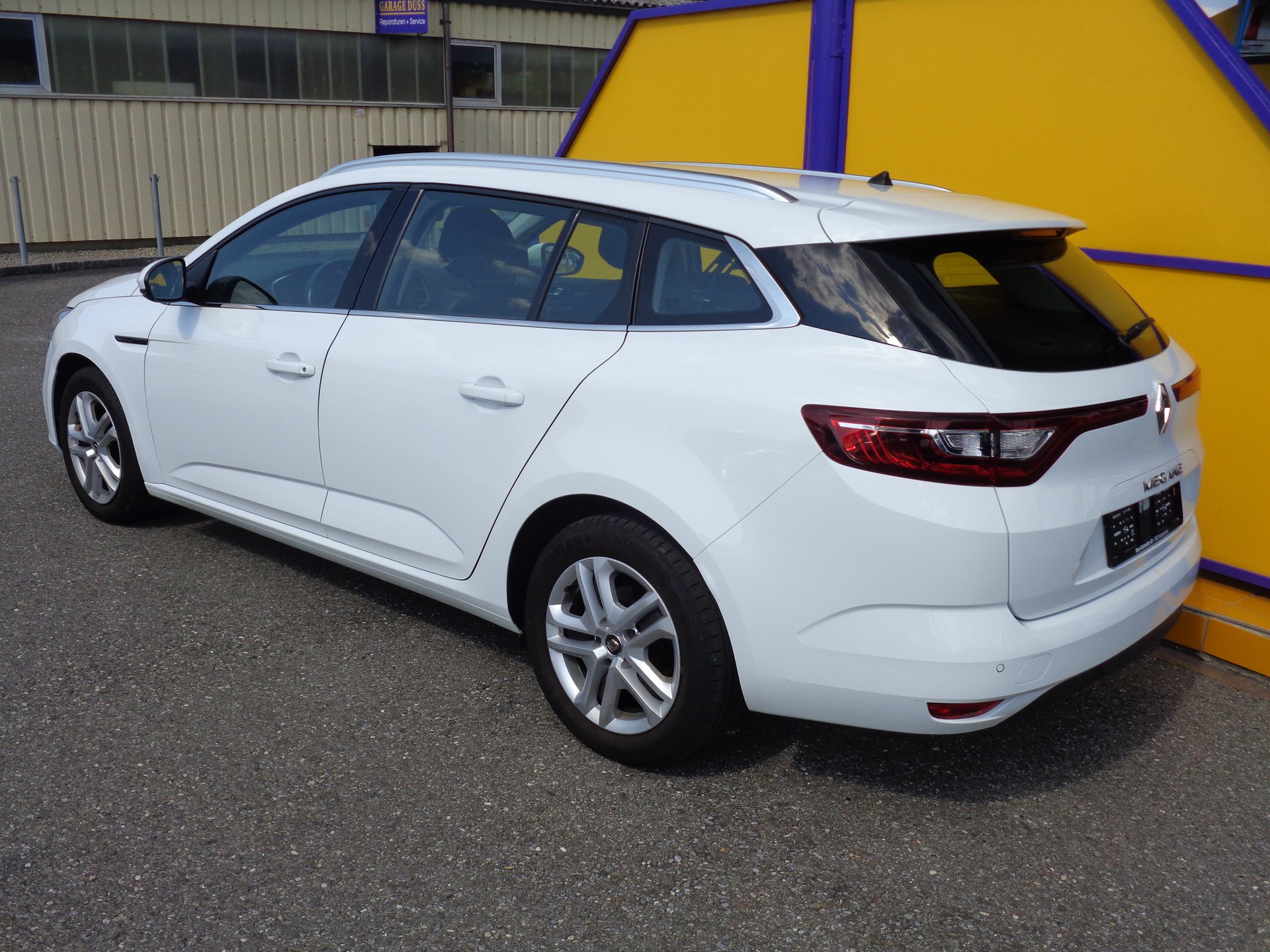 RENAULT Mégane Grandtour 1.5 dCi Business EDC-image-7