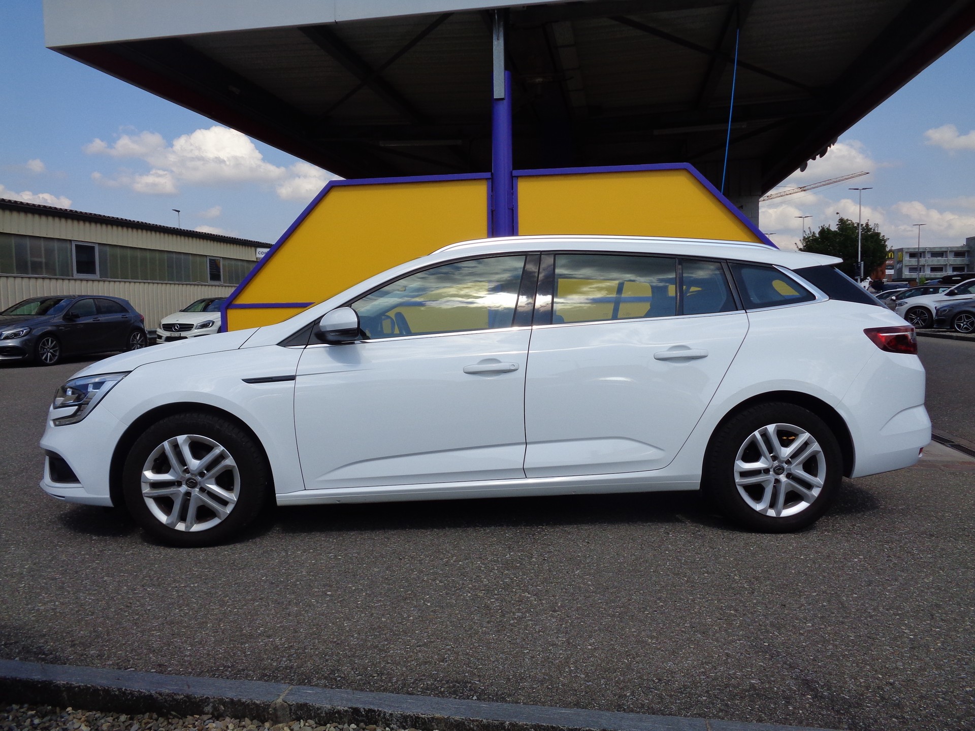 RENAULT Mégane Grandtour 1.5 dCi Business EDC-image-6