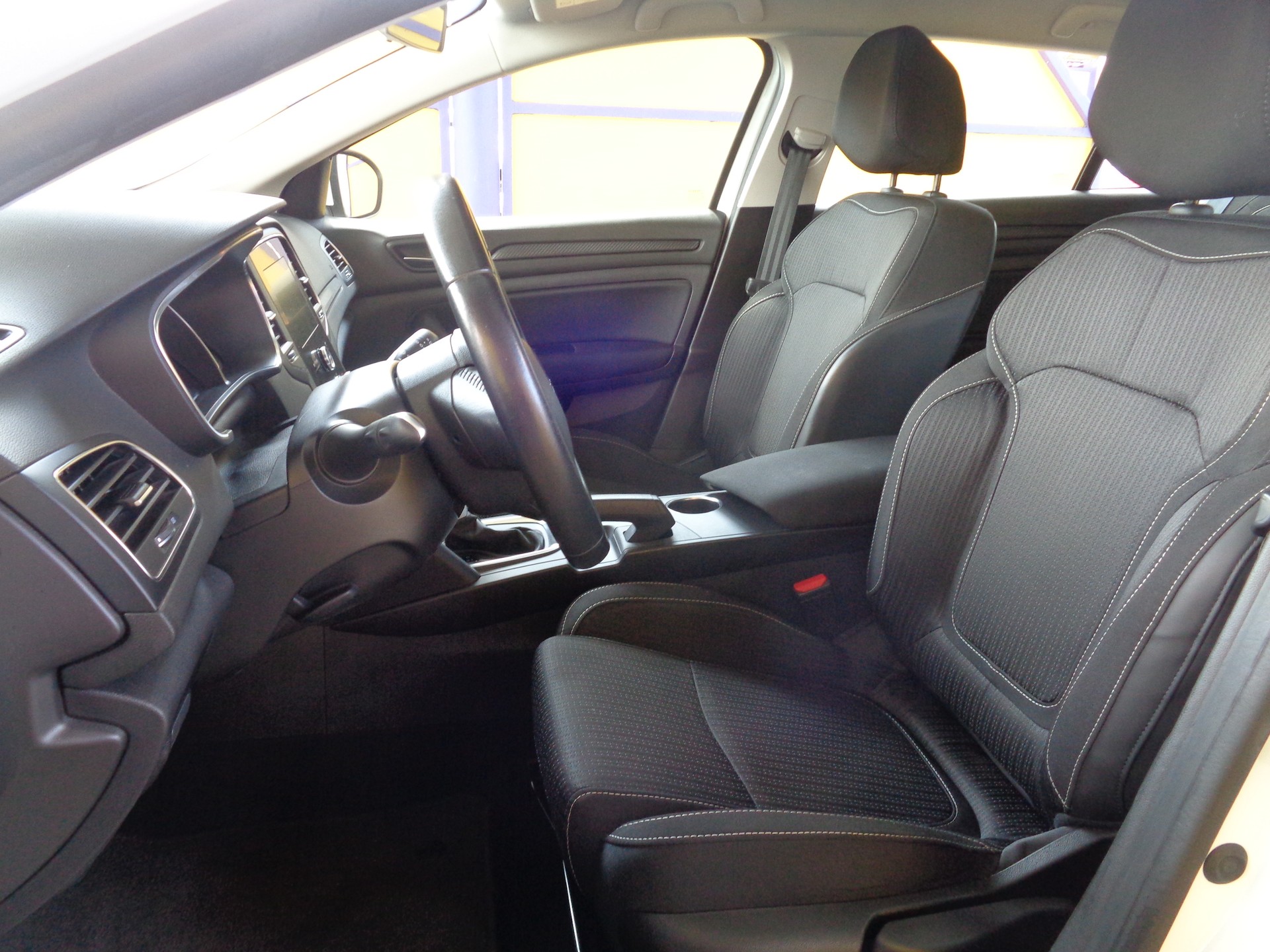 RENAULT Mégane Grandtour 1.5 dCi Business EDC-image-10