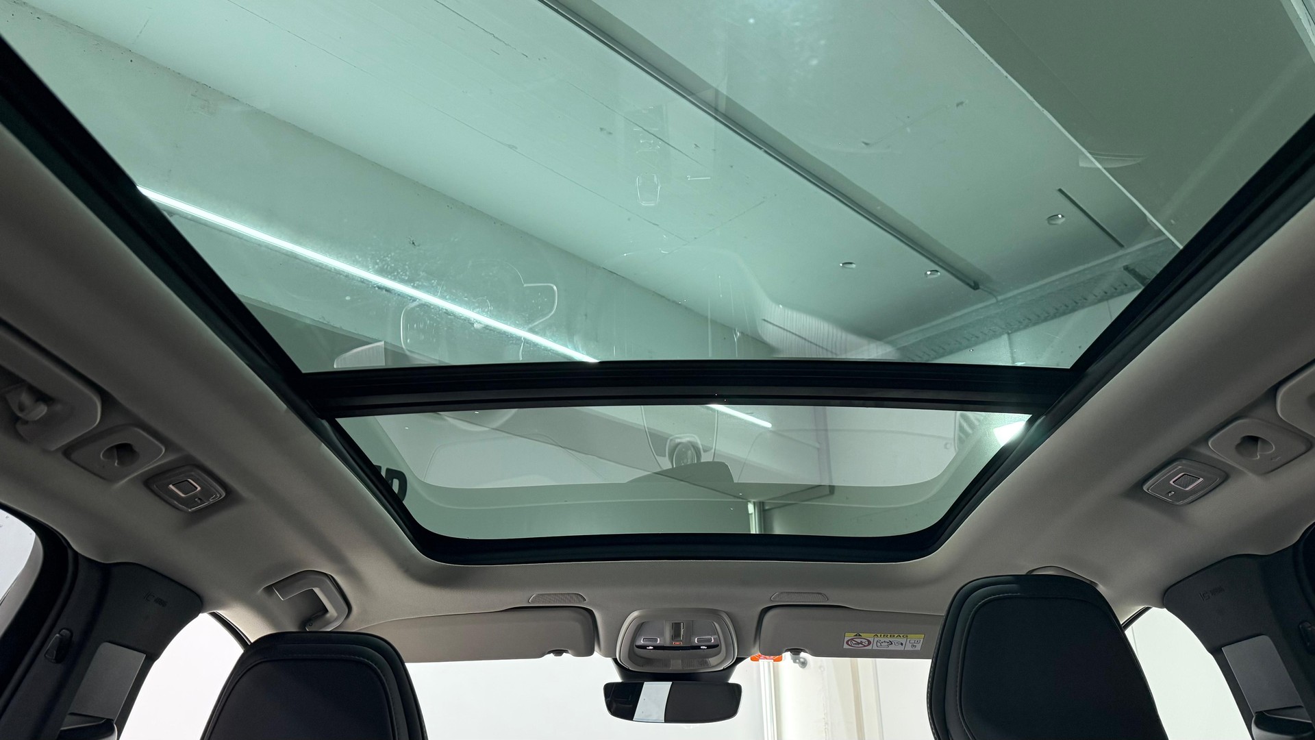 VOLVO XC60 2.0 T8 TE Ultra Dark eAWD-image-9