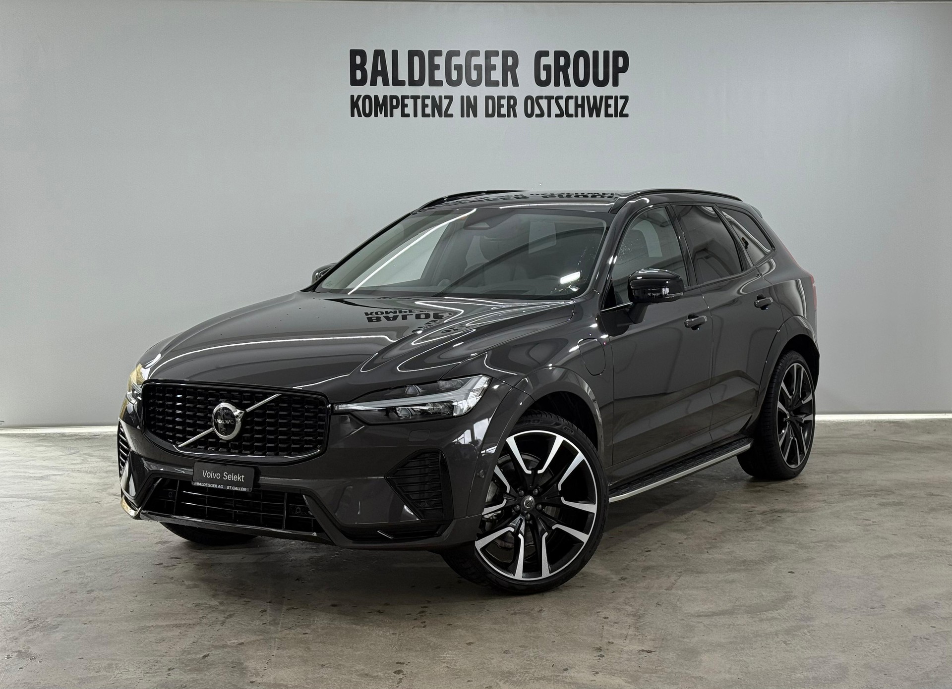 VOLVO XC60 2.0 T8 TE Ultra Dark eAWD