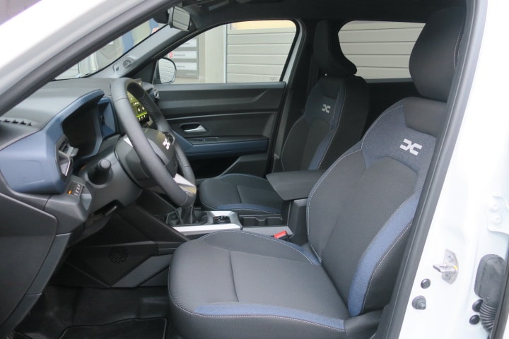 DACIA Duster TCe 130 48V Extreme 4x4-image-6