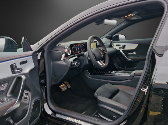 MERCEDES-BENZ CLA 220 d 8G-DCT-image-7