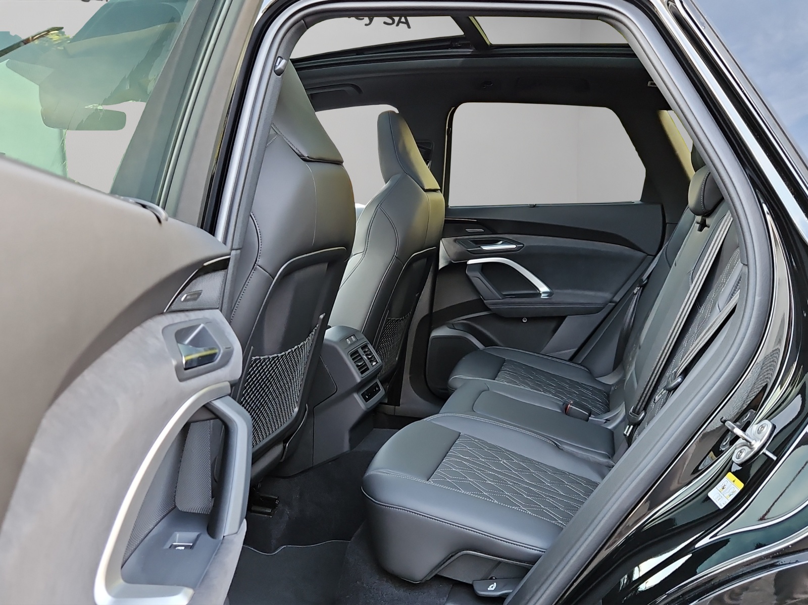 AUDI SQ5 TFSI quattro S-tronic-image-10