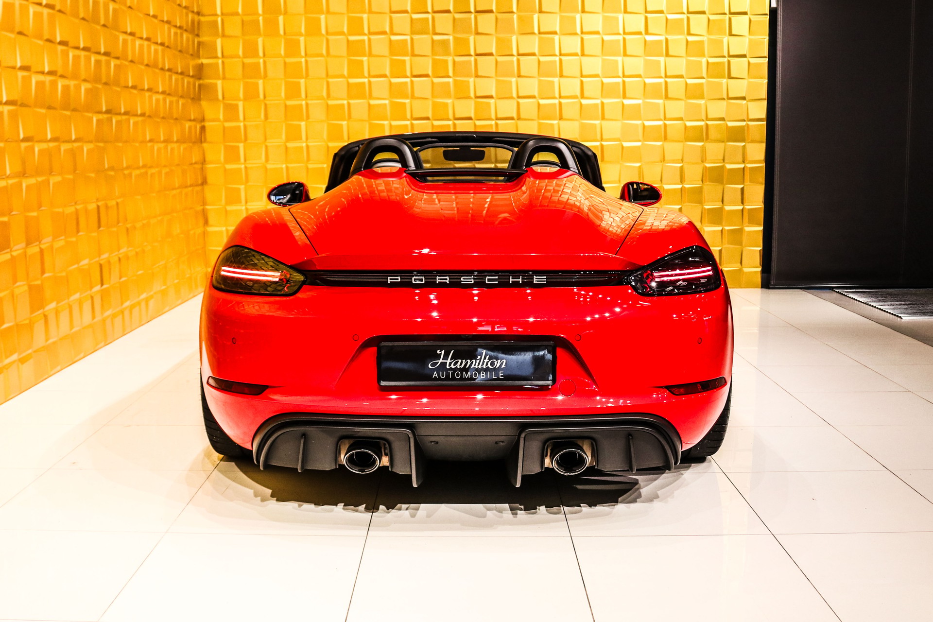 PORSCHE 718 Boxster Spyder PDK-image-7