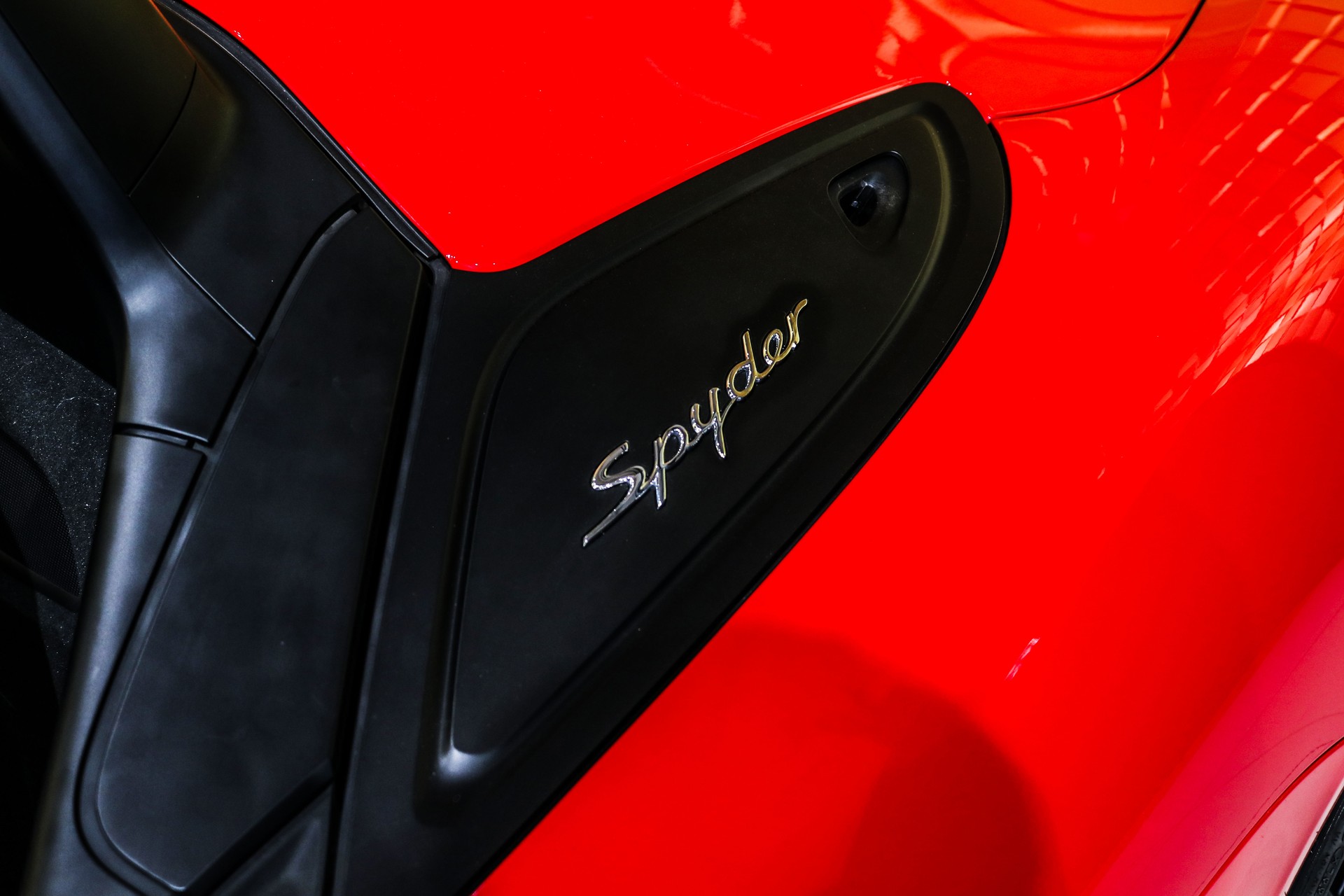 PORSCHE 718 Boxster Spyder PDK-image-8