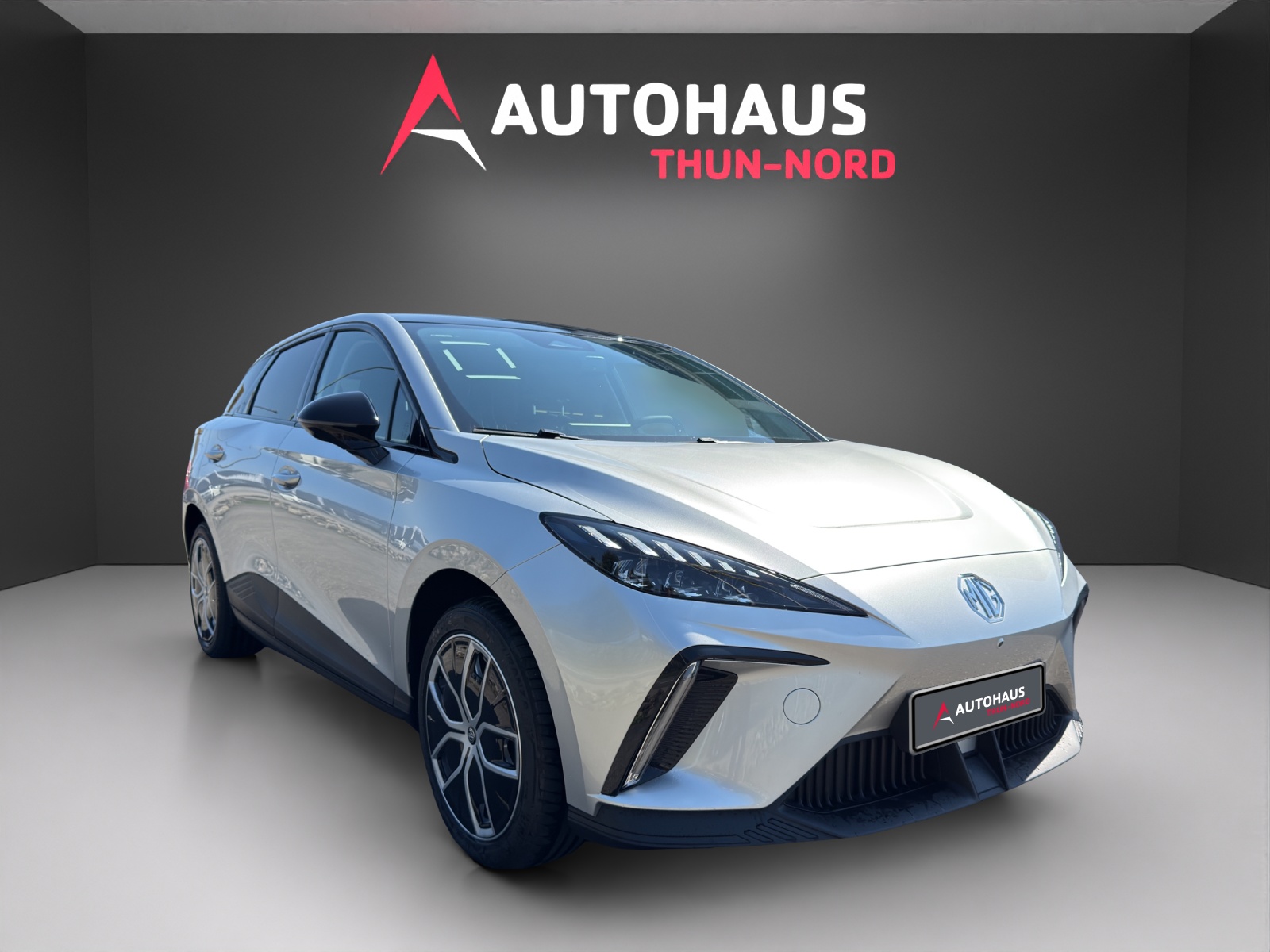 MG 4 64kWh Luxury-image-5