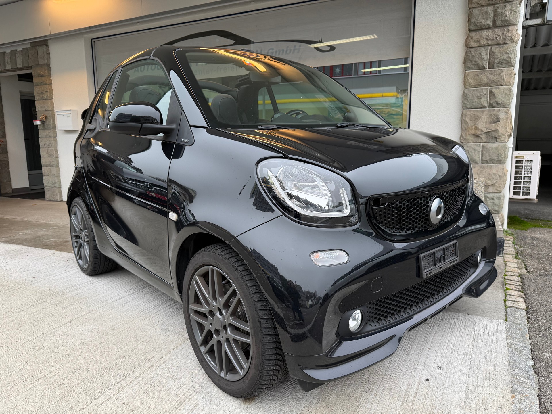 SMART fortwo Brabus Edition twinmatic-image-2