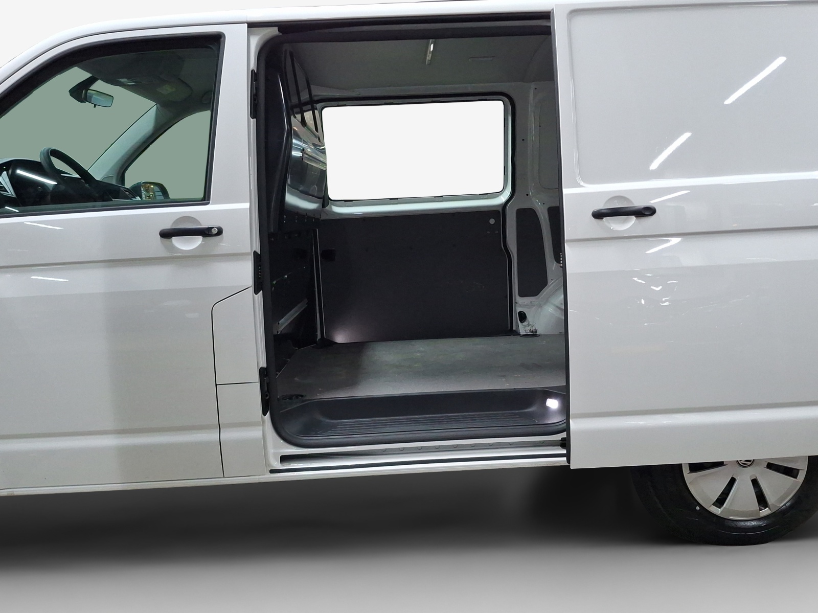 VW T6.1 2.0 TDI 4Motion-image-11