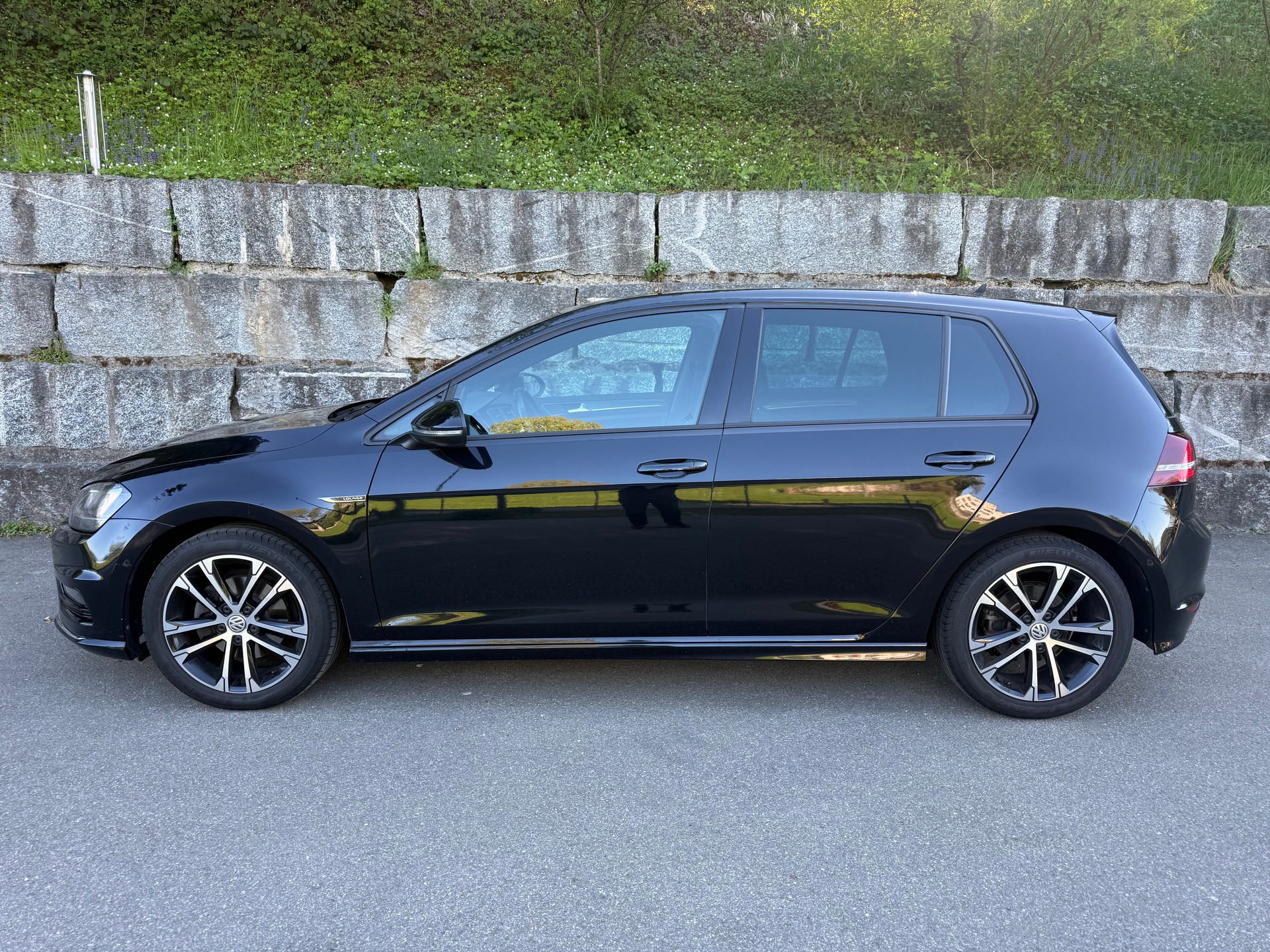 VW Golf 1.4 TSI Lounge R-Line-image-8
