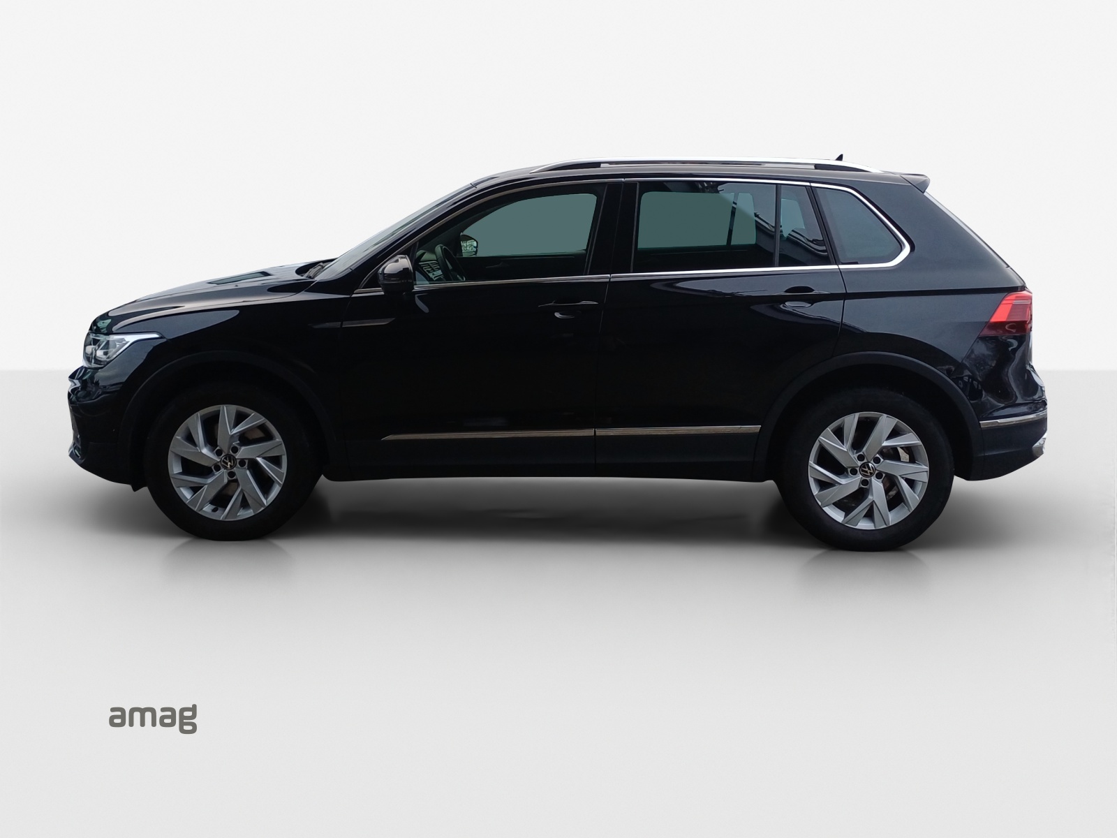 VW Tiguan 2.0 TDI SCR Elegance 4Motion DSG-image-1