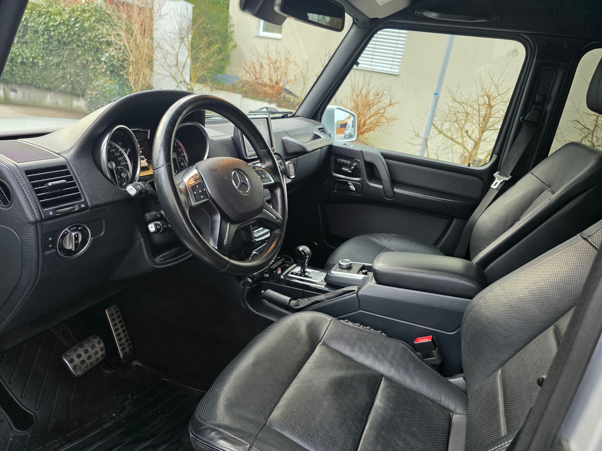MERCEDES-BENZ G 350-image-8