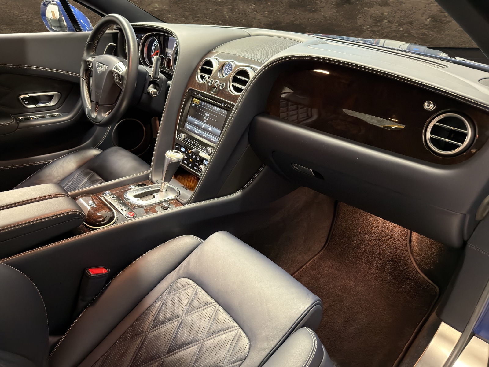 BENTLEY Continental GT Speed 6.0 W12-image-12