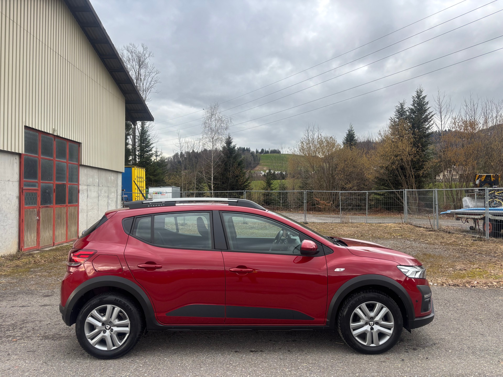 DACIA Sandero TCe 90 Comfort CVT-image-1