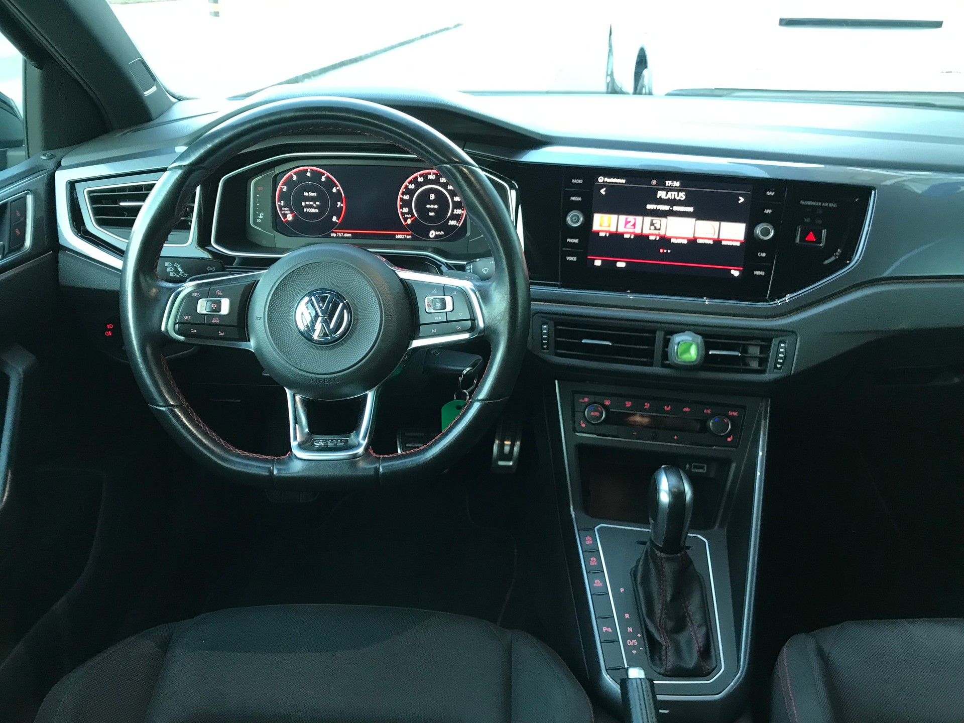 VW Polo 2.0 TSI GTI DSG-image-7