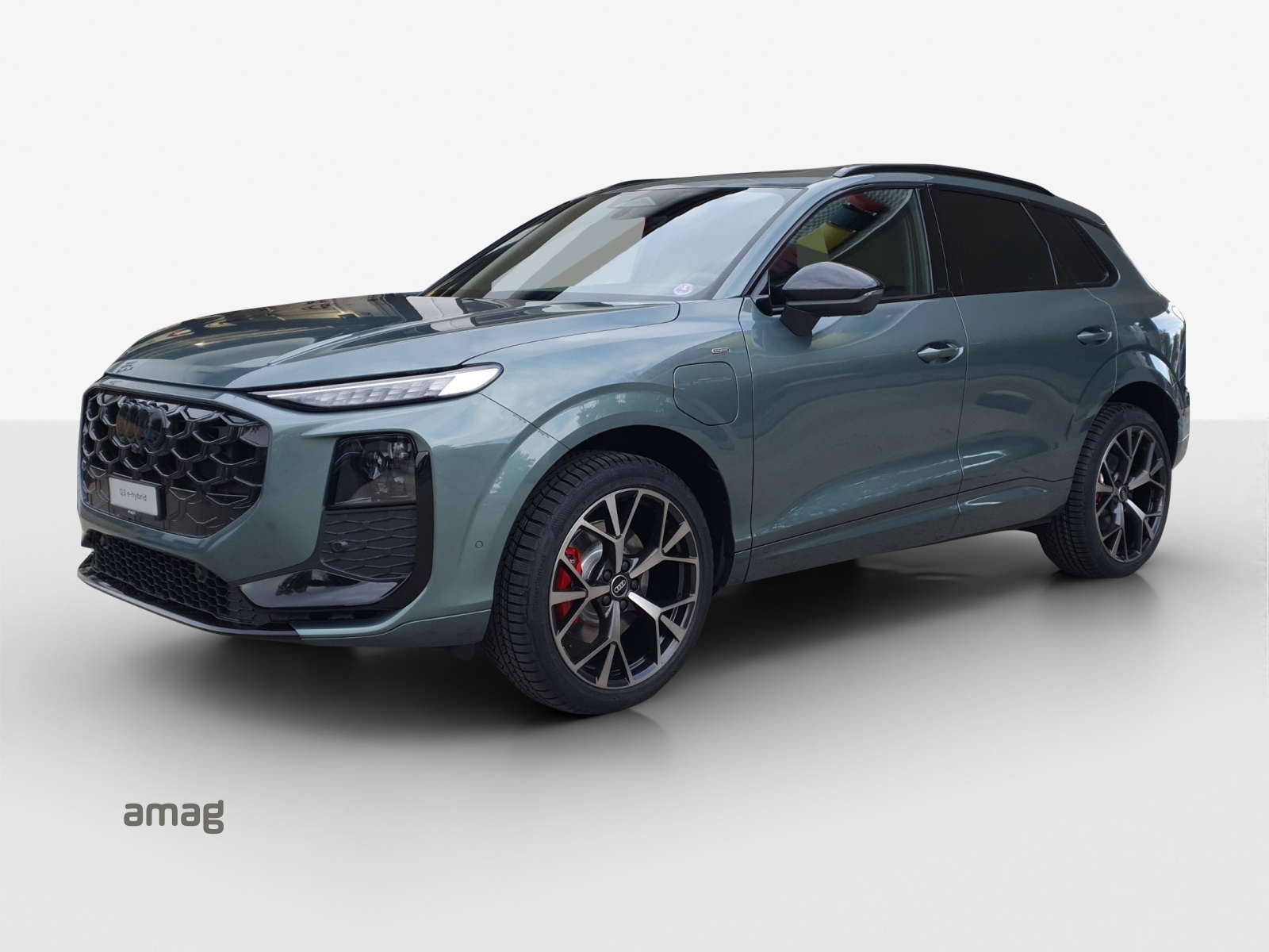 AUDI Q3 SUV e-hybrid 200 kW S tronig-image-0