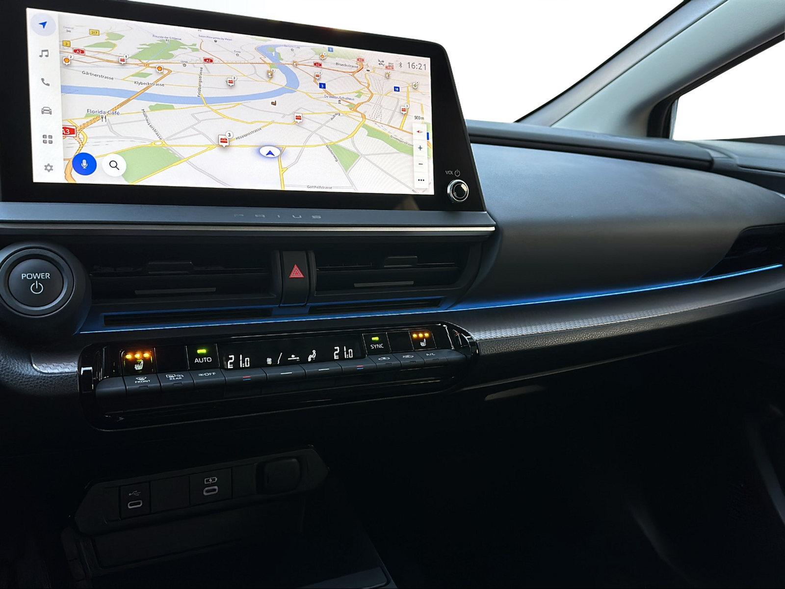 TOYOTA Prius 2.0 Plug-In-Hybrid Style-image-12