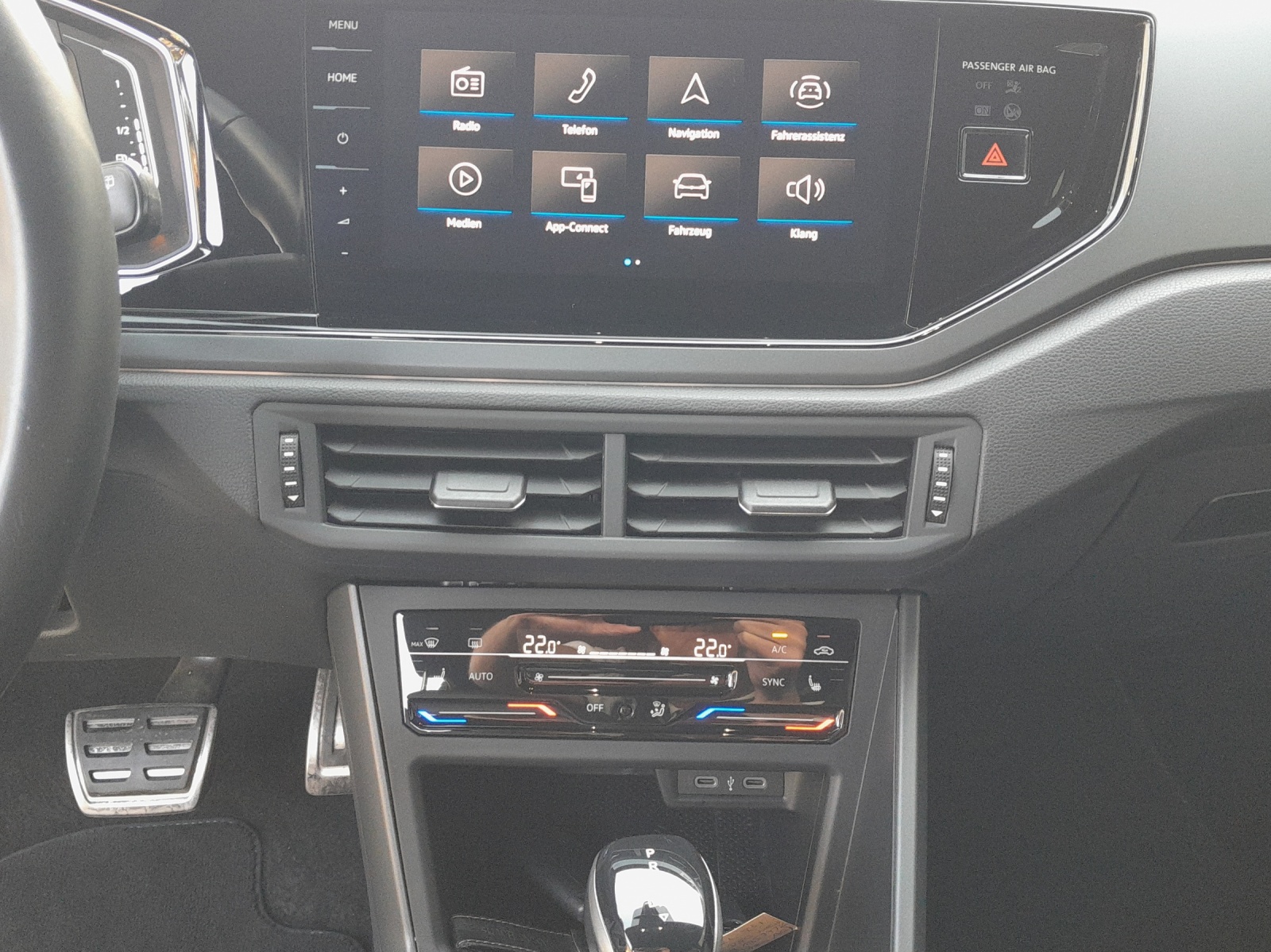 VW Taigo 1.0 TSI R-Line DSG-image-10