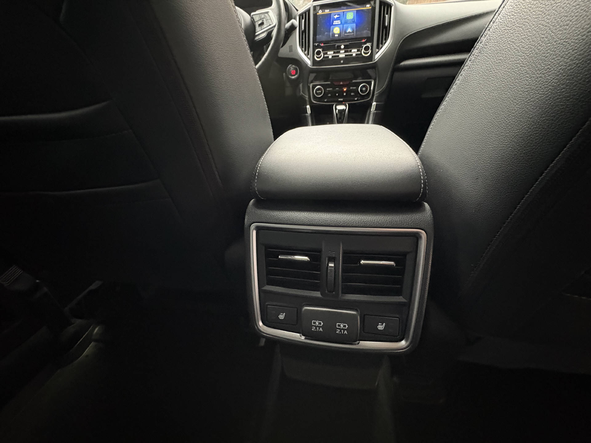 SUBARU Forester Station 2.0i e-Boxer Luxury-image-9