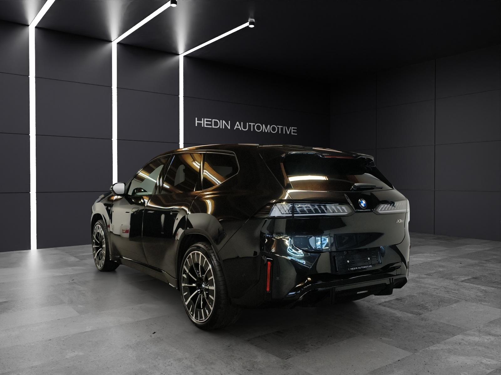 BMW iX3 50 xDrive-image-2