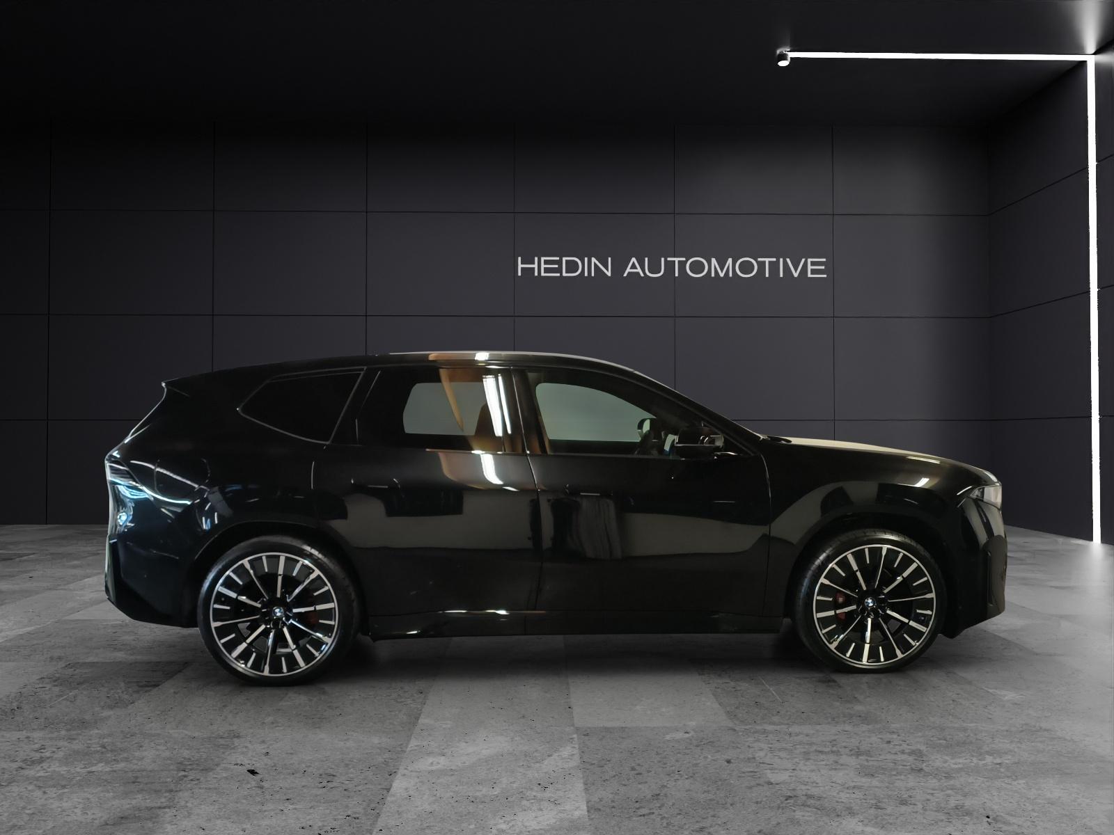 BMW iX3 50 xDrive-image-5