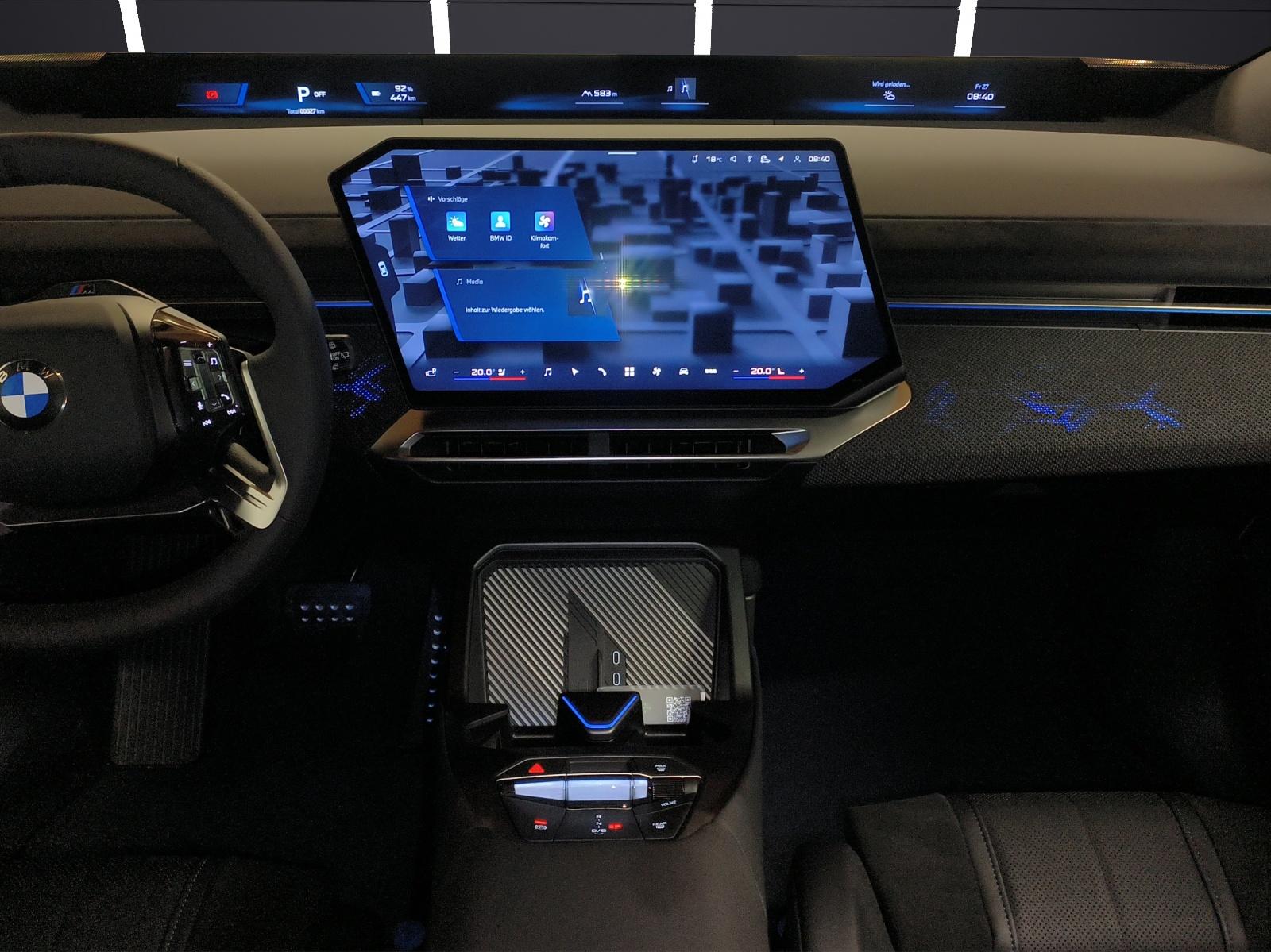 BMW iX3 50 xDrive-image-18