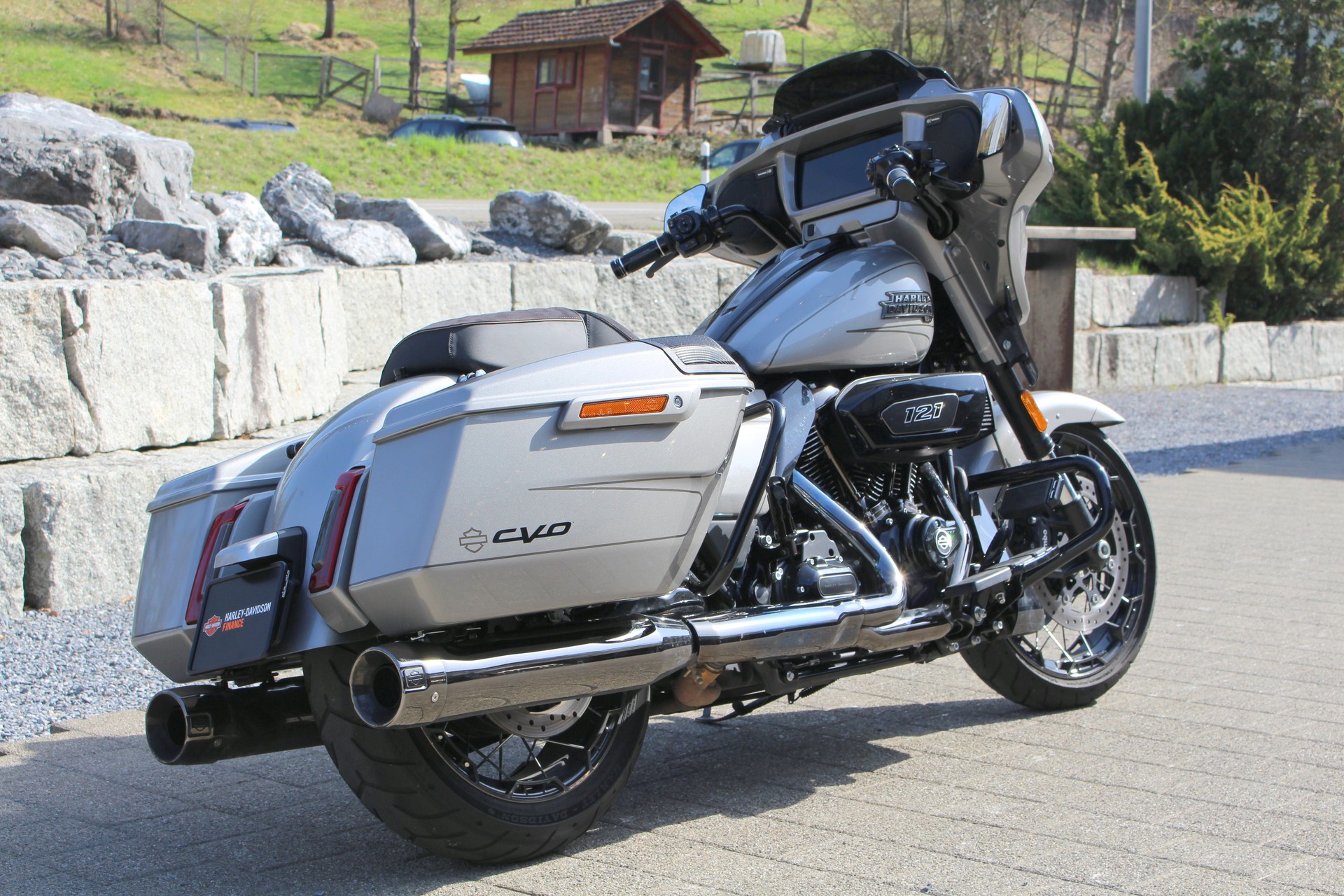 HARLEY-DAVIDSON FLHXSE Street Glide CVO 121-showroom-element-2
