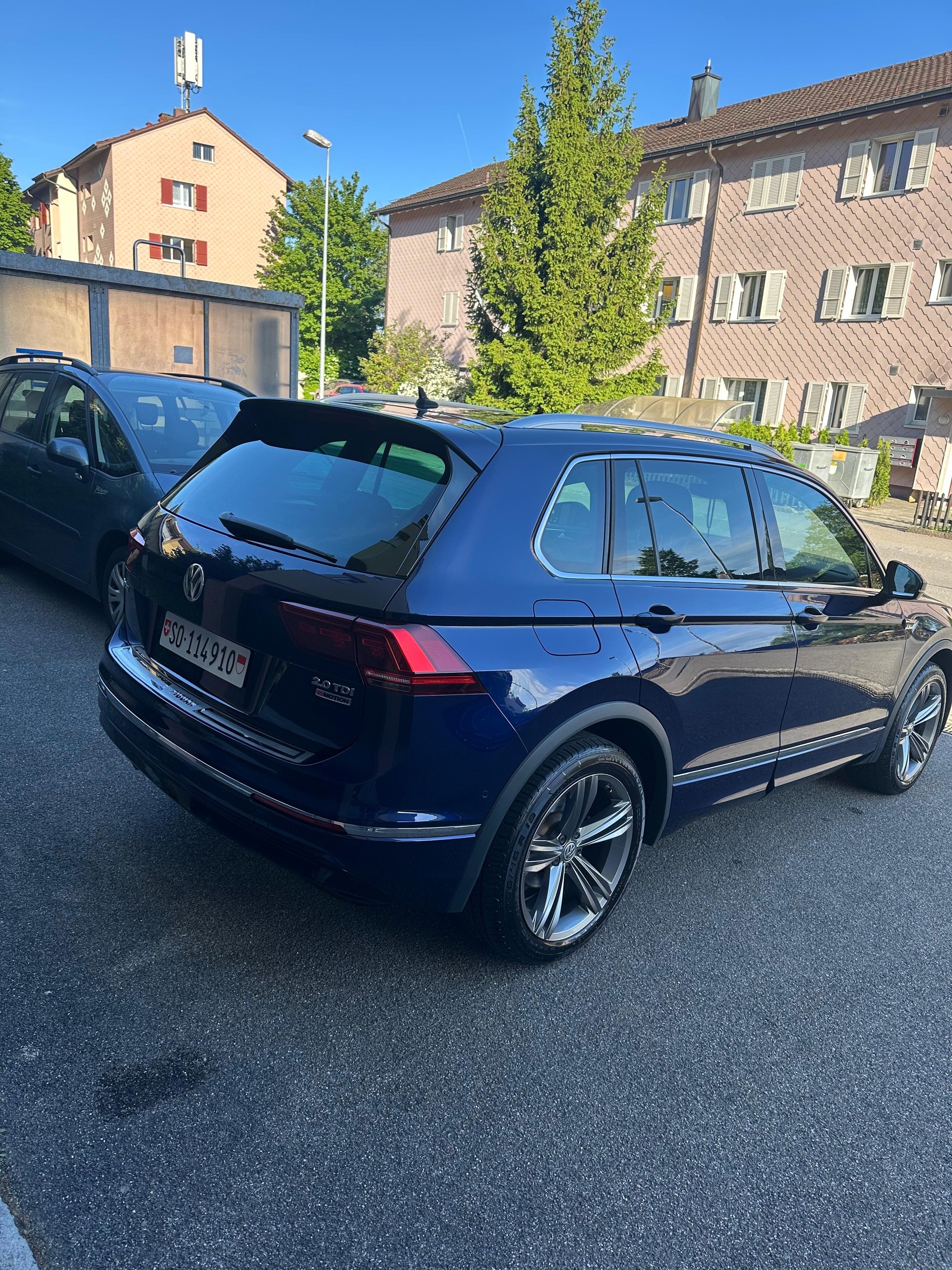 VW Tiguan 2.0 TDI SCR Highline4Motion DSG-image-1