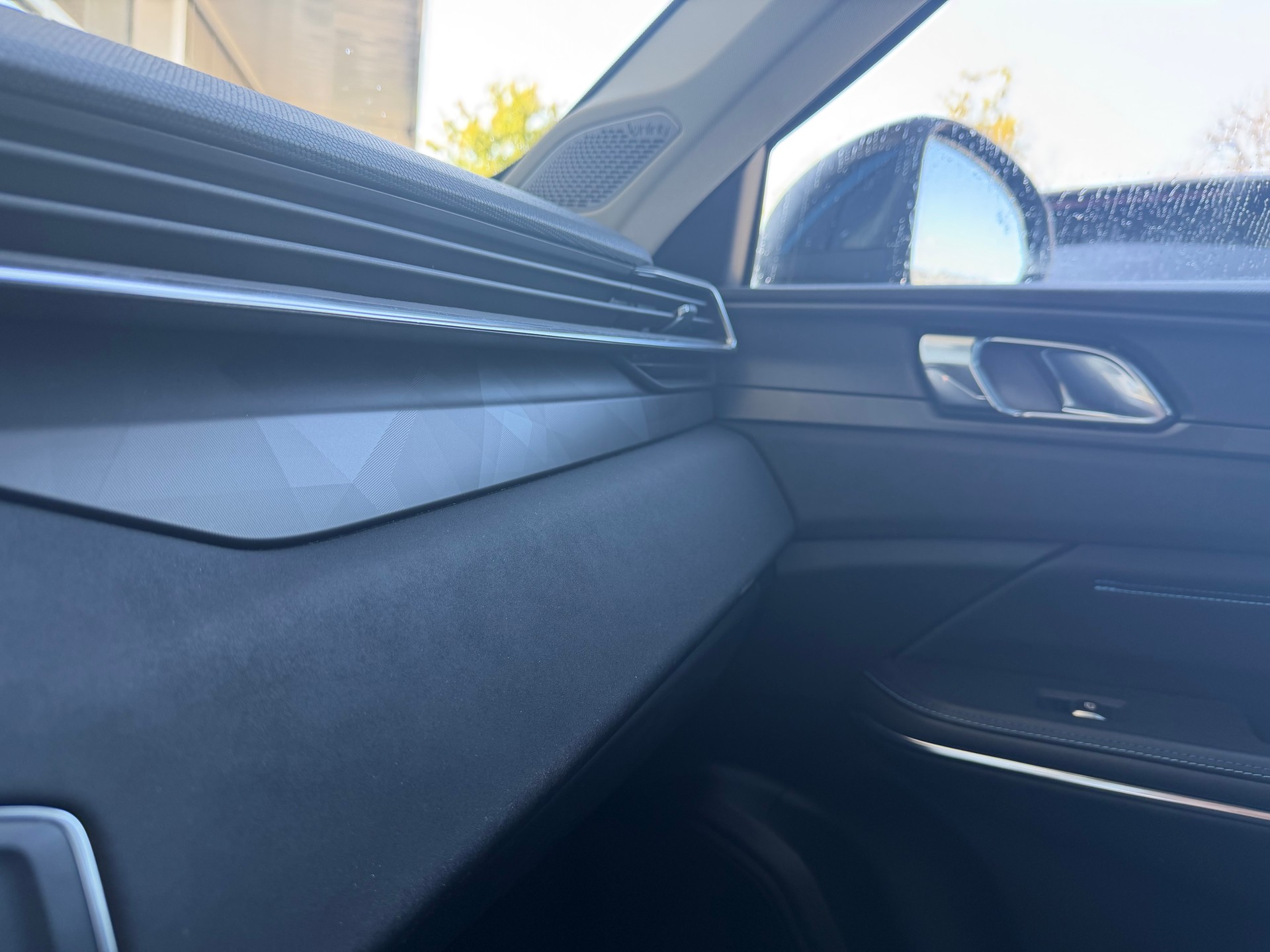LYNK & CO 01 PHEV-image-13